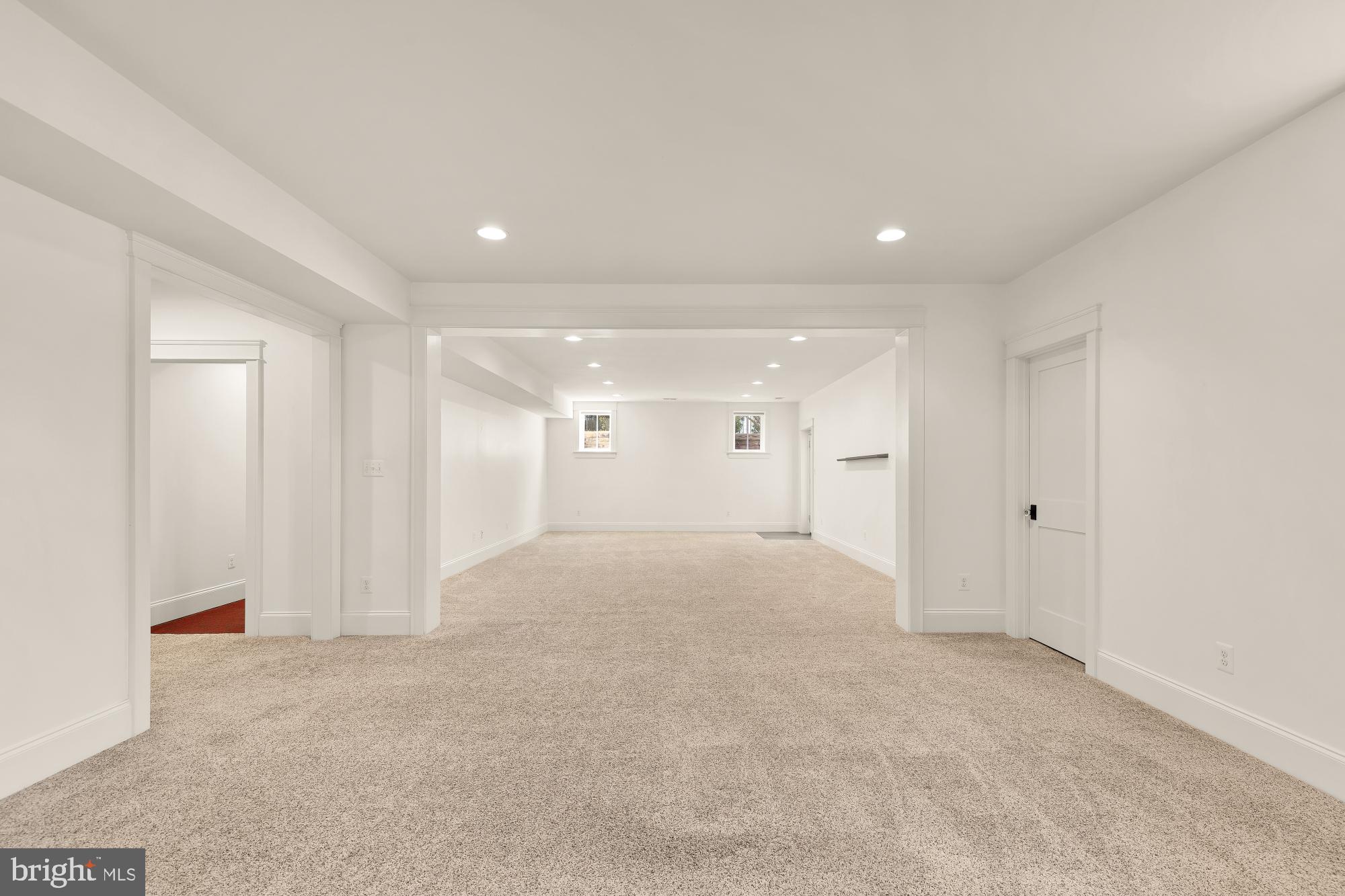 BERKSHIRE OAKWOOD - Residential