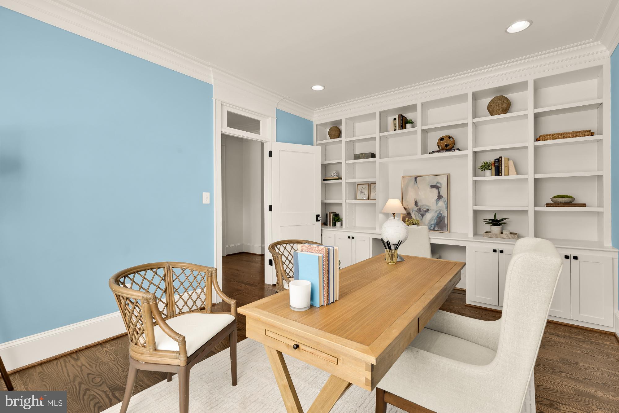 BERKSHIRE OAKWOOD - Residential