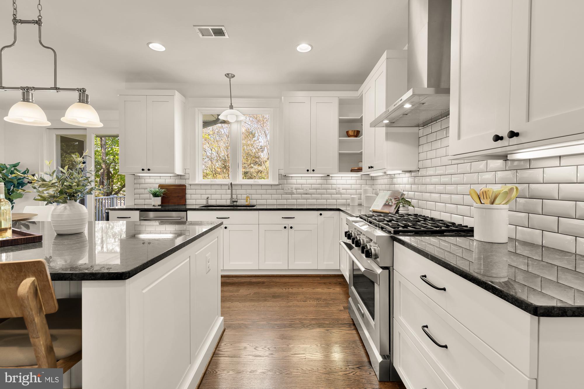 BERKSHIRE OAKWOOD - Residential