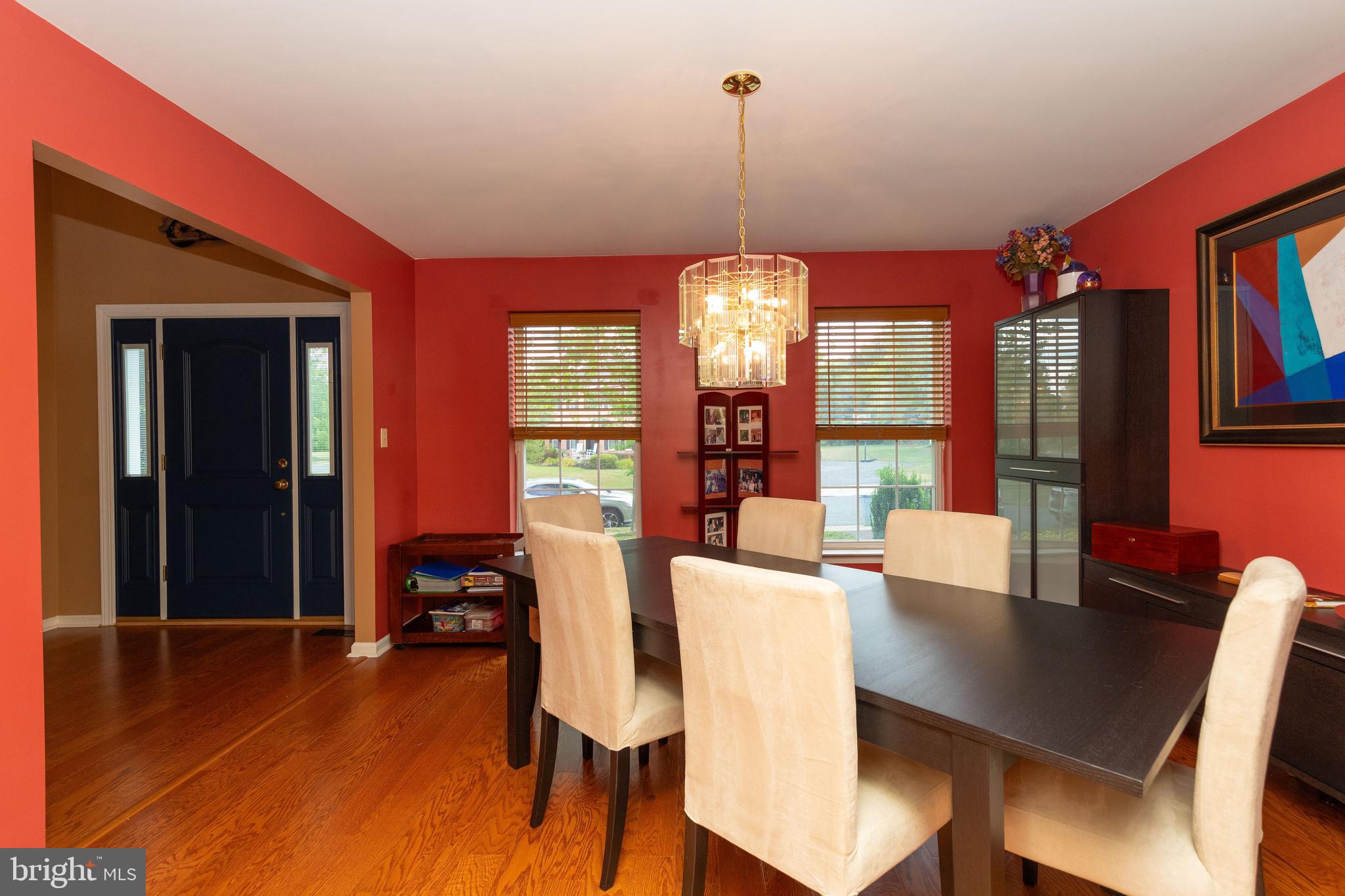 COUNTRY MEADOWS - Residential