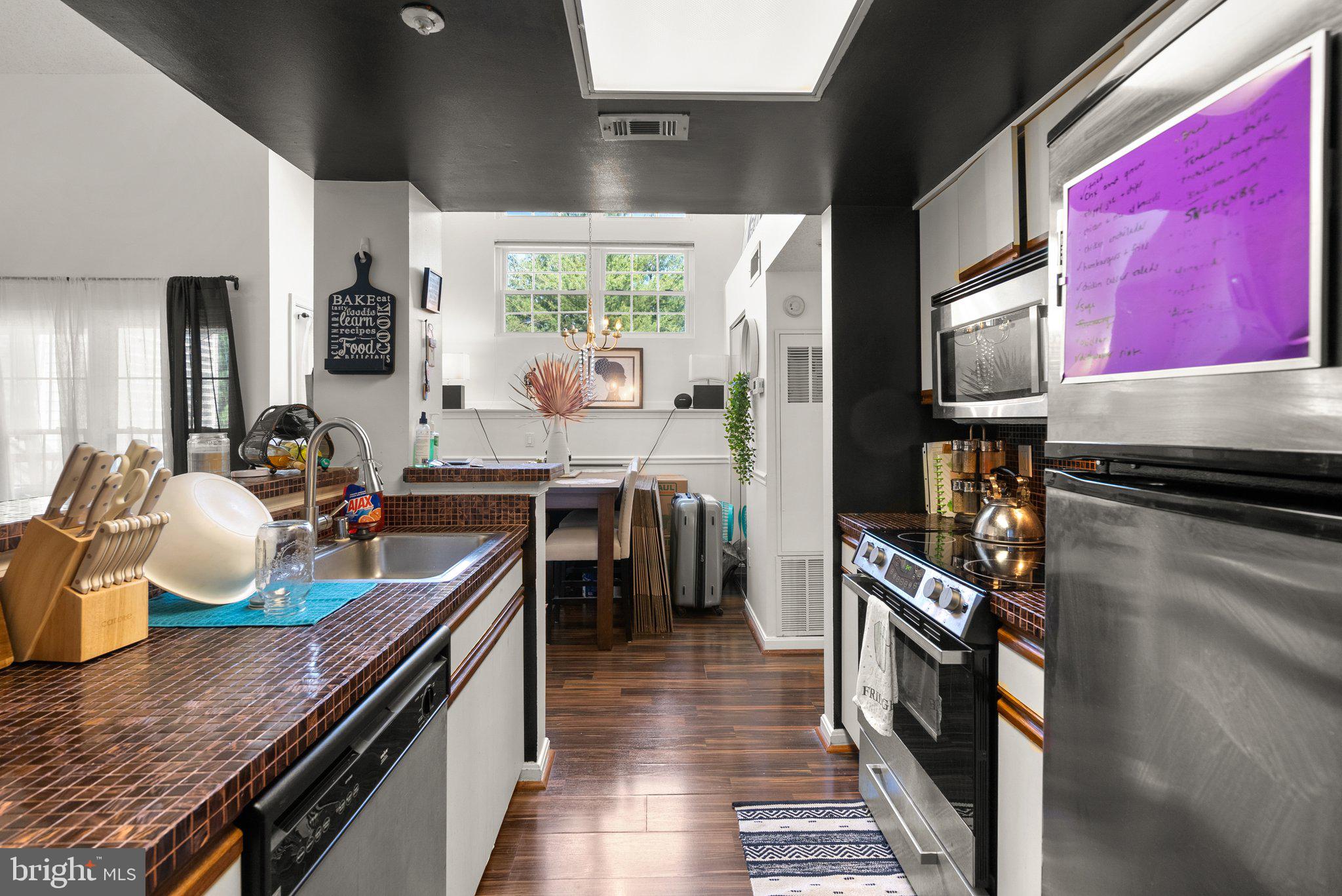 VISTAS AT LAKE ARBOR - Residential