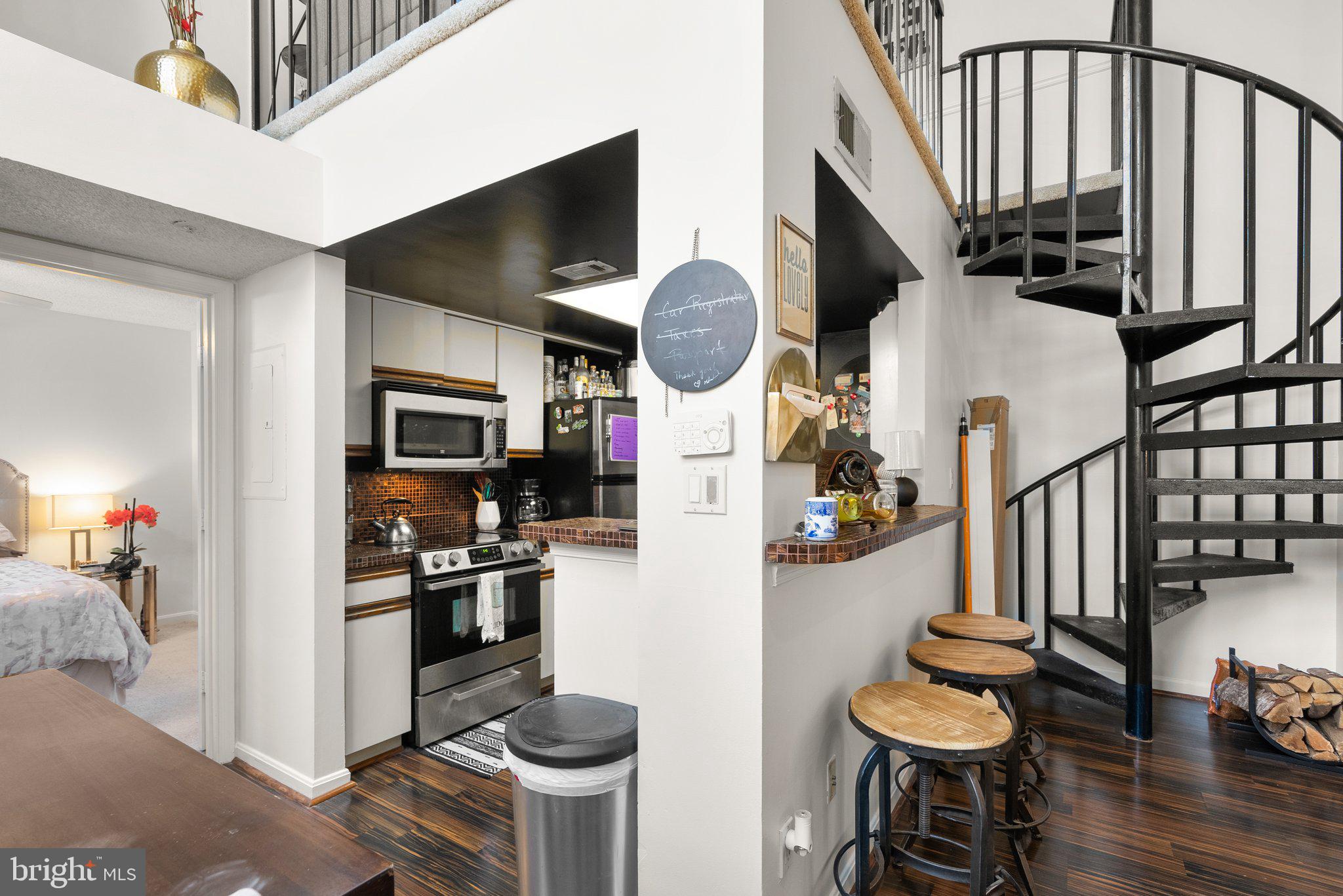 VISTAS AT LAKE ARBOR - Residential