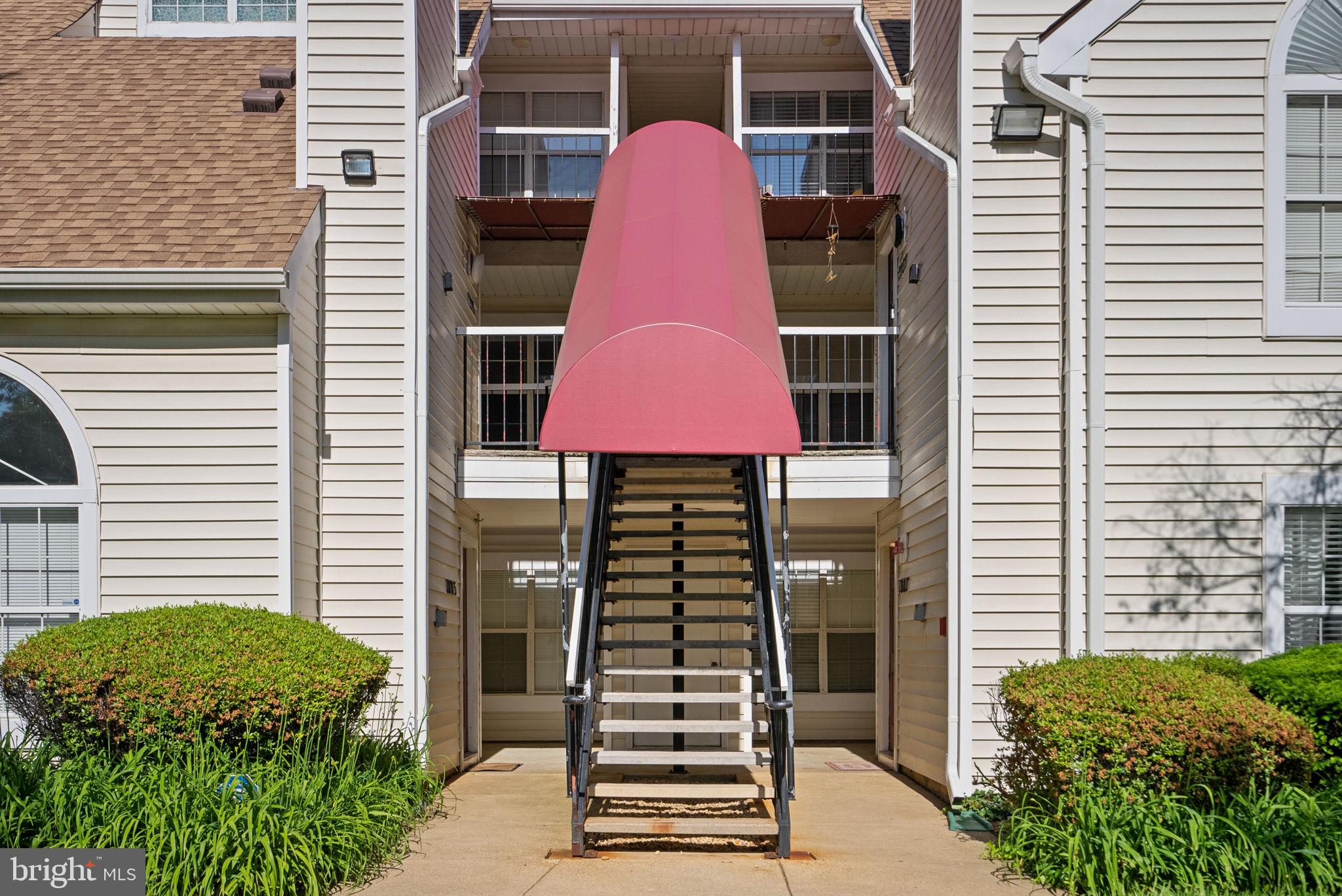 VISTAS AT LAKE ARBOR - Residential