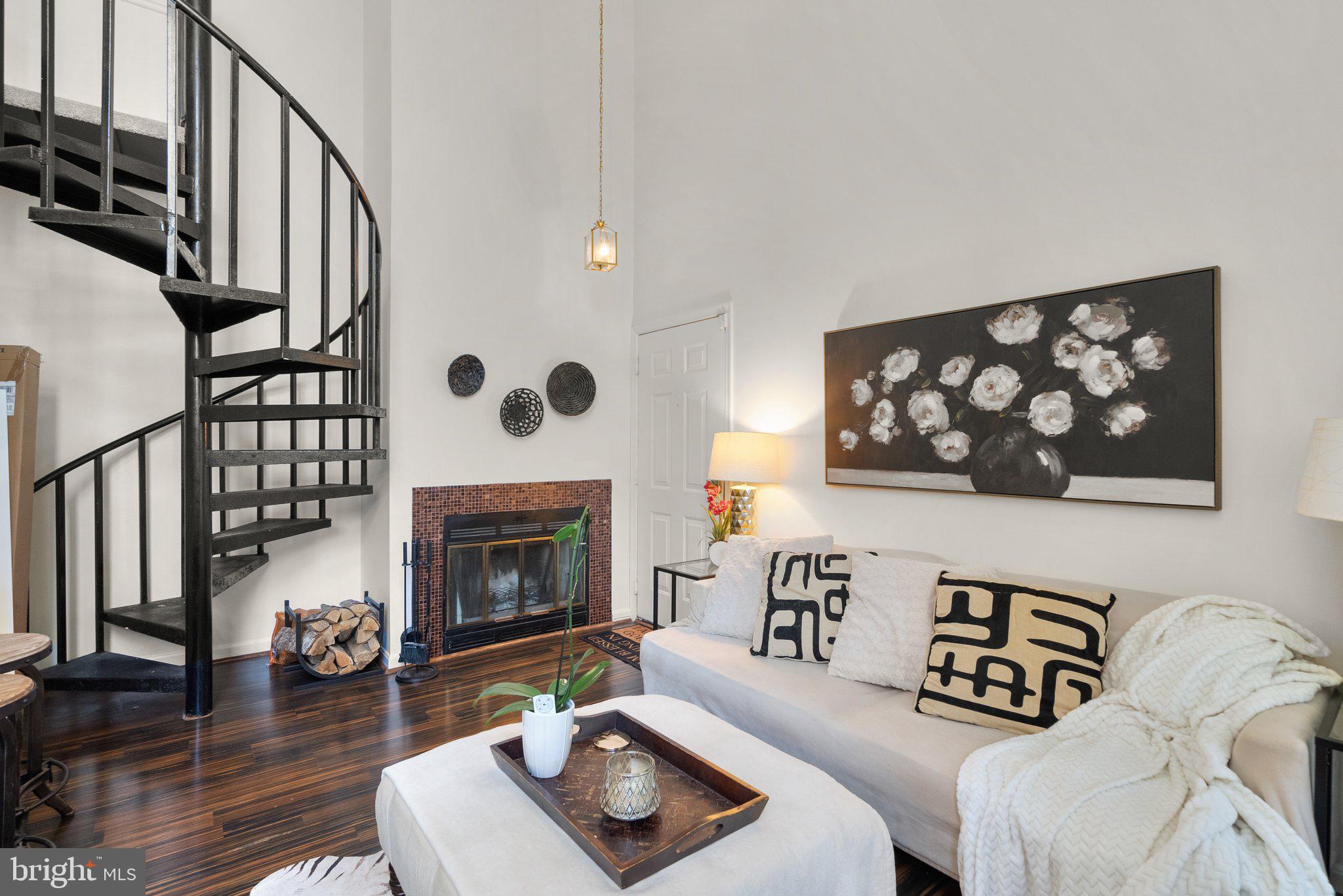 VISTAS AT LAKE ARBOR - Residential