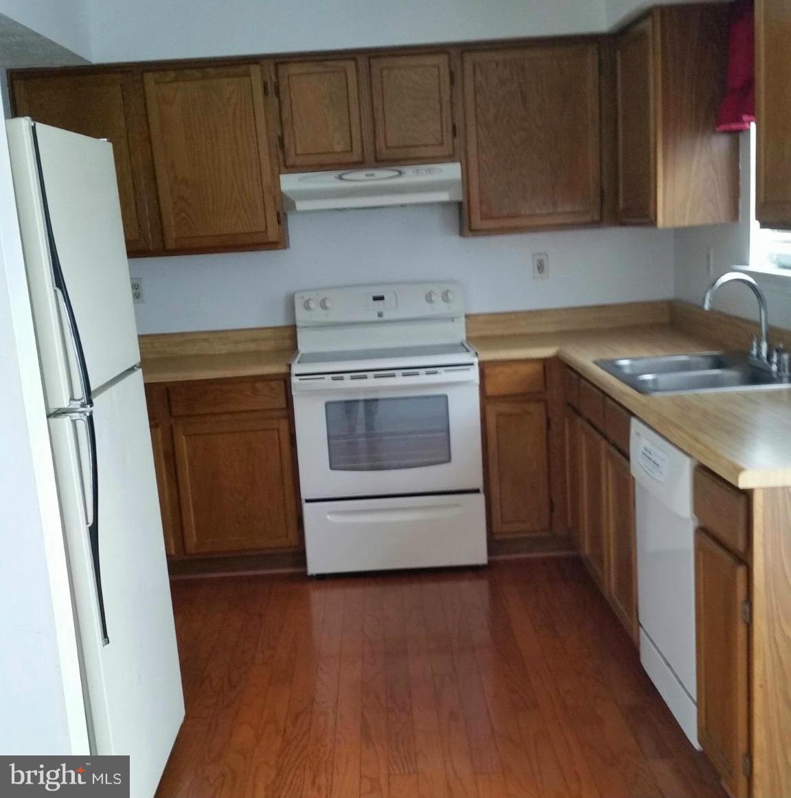 ST CHARLES SUB - HAMPSHIRE - Residential