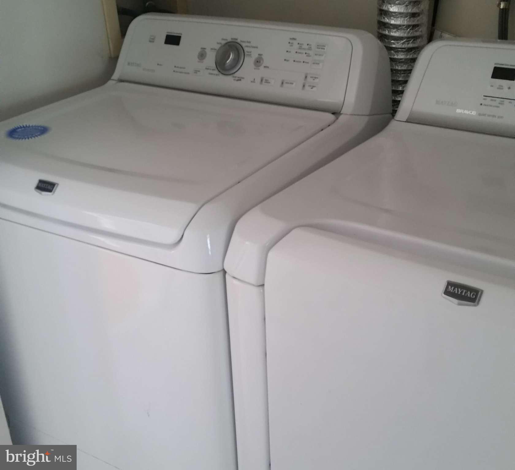 ST CHARLES SUB - HAMPSHIRE - Residential