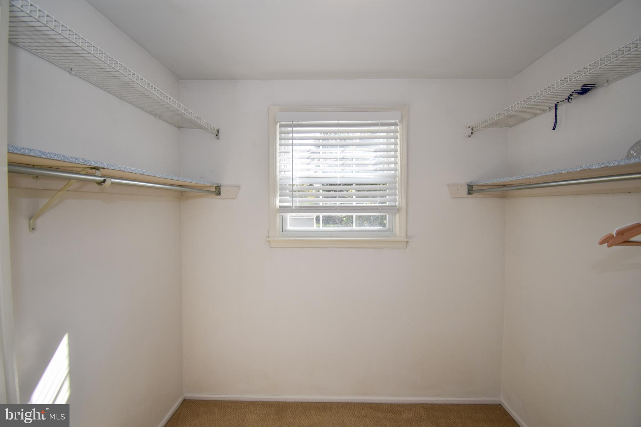 SANDY RIDGE ACRES - Residential Lease