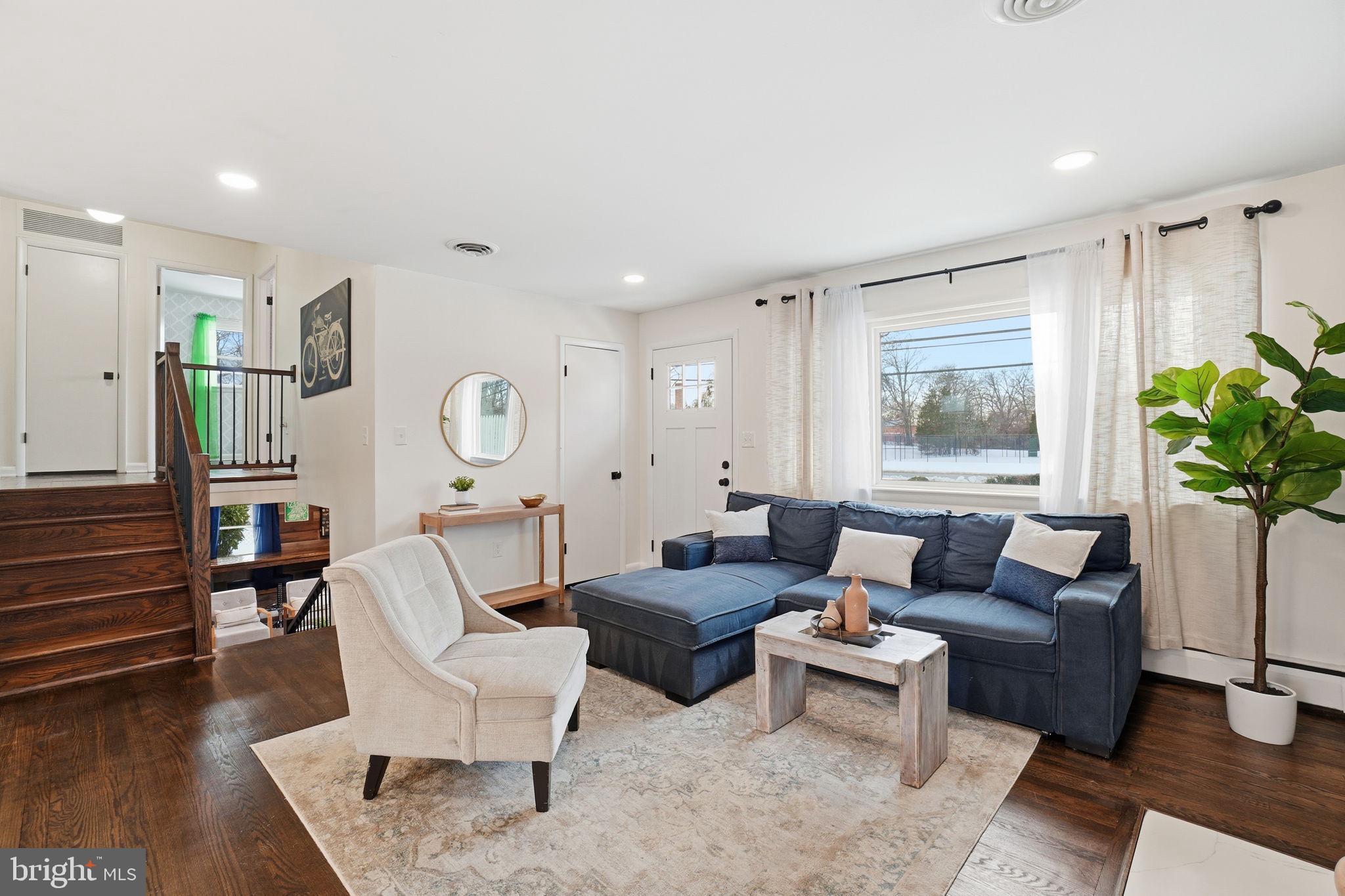 MT VERNON ESTATES - Residential