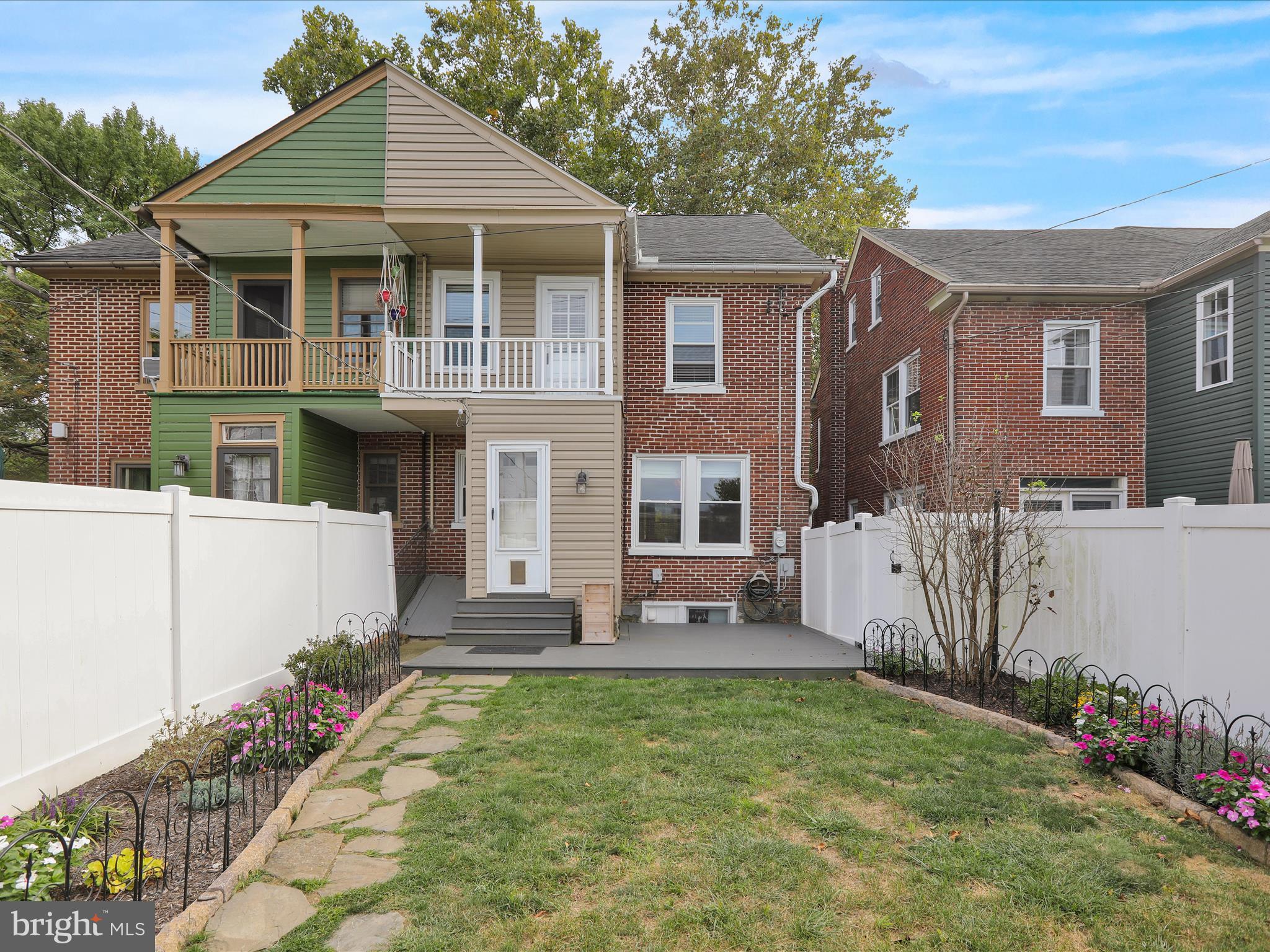 COLLEGE PARK - Residential