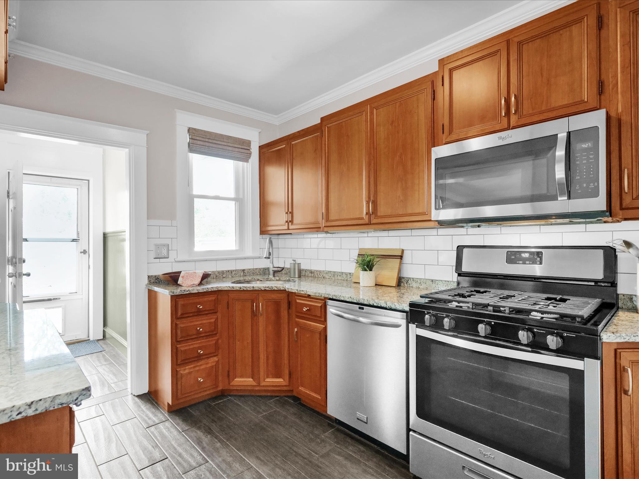 COLLEGE PARK - Residential