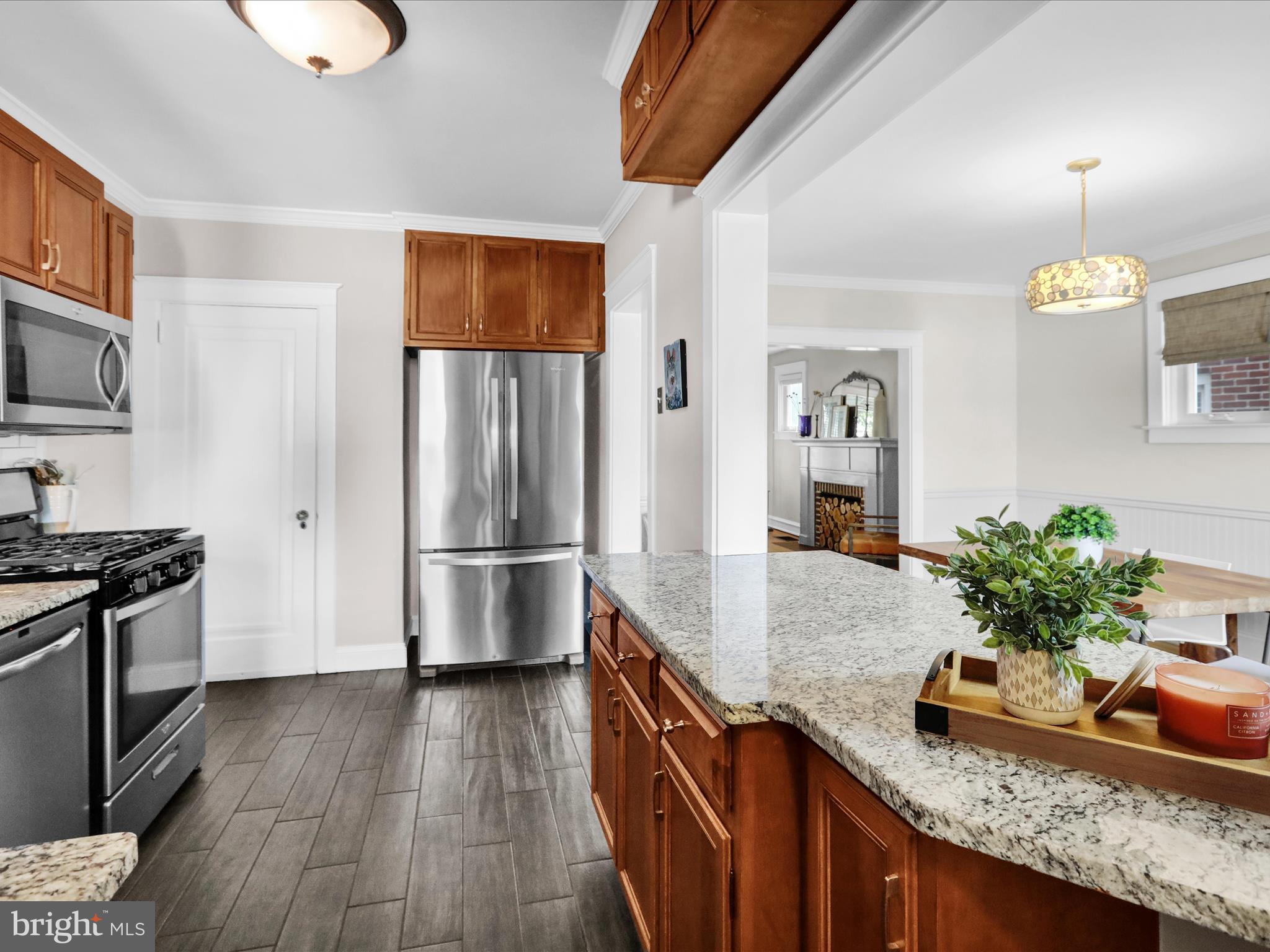 COLLEGE PARK - Residential