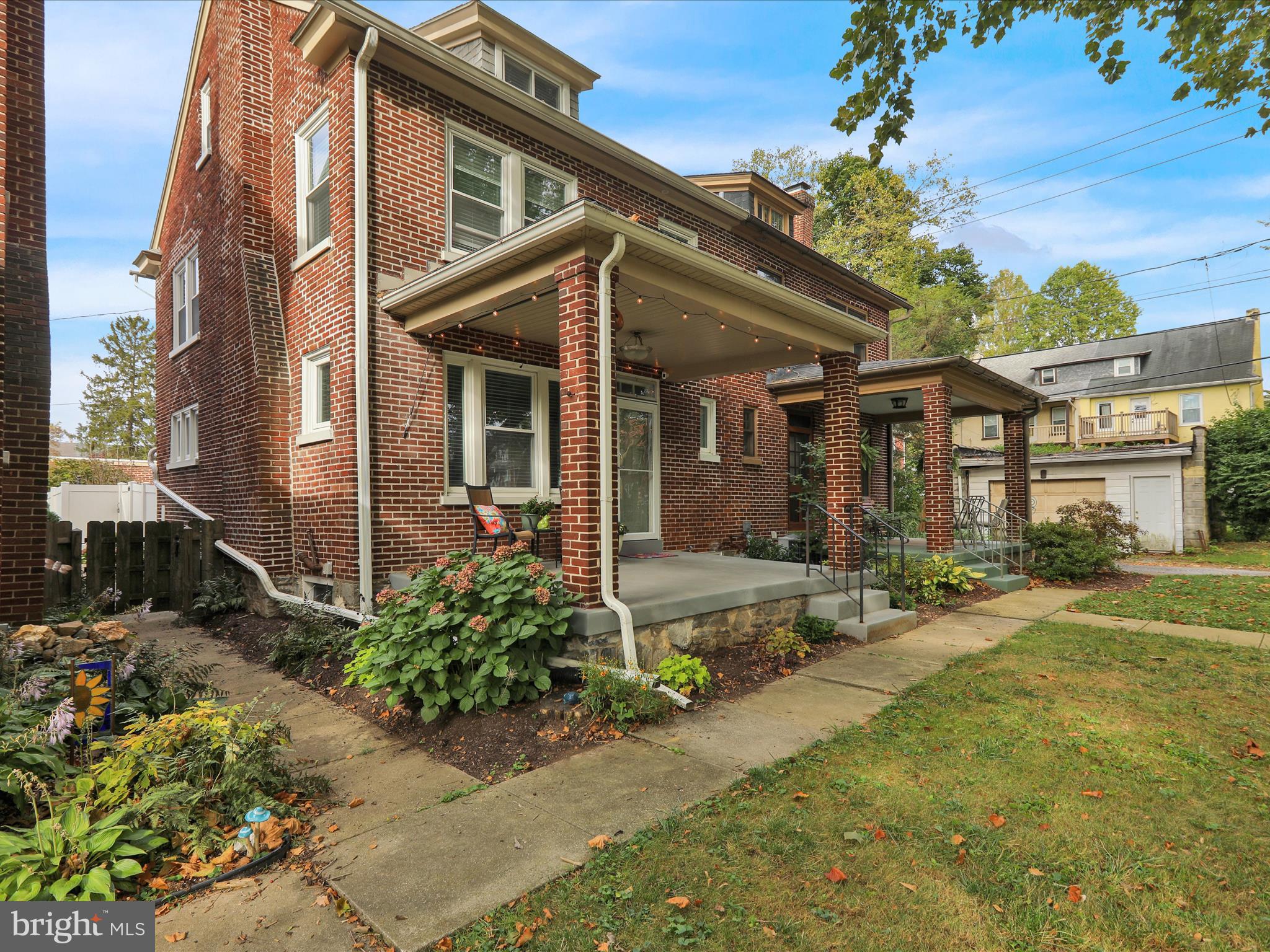 COLLEGE PARK - Residential