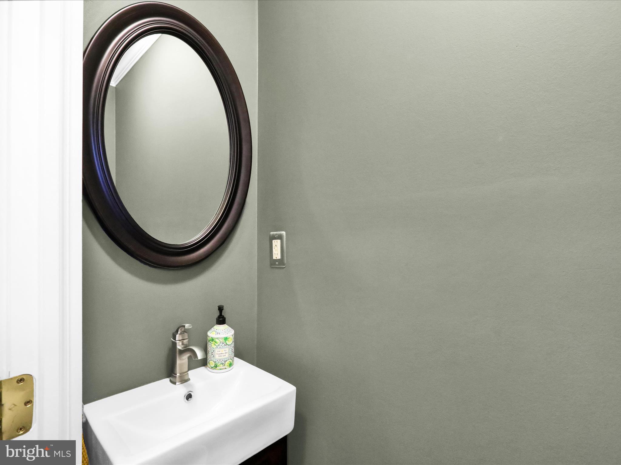 COLLEGE PARK - Residential