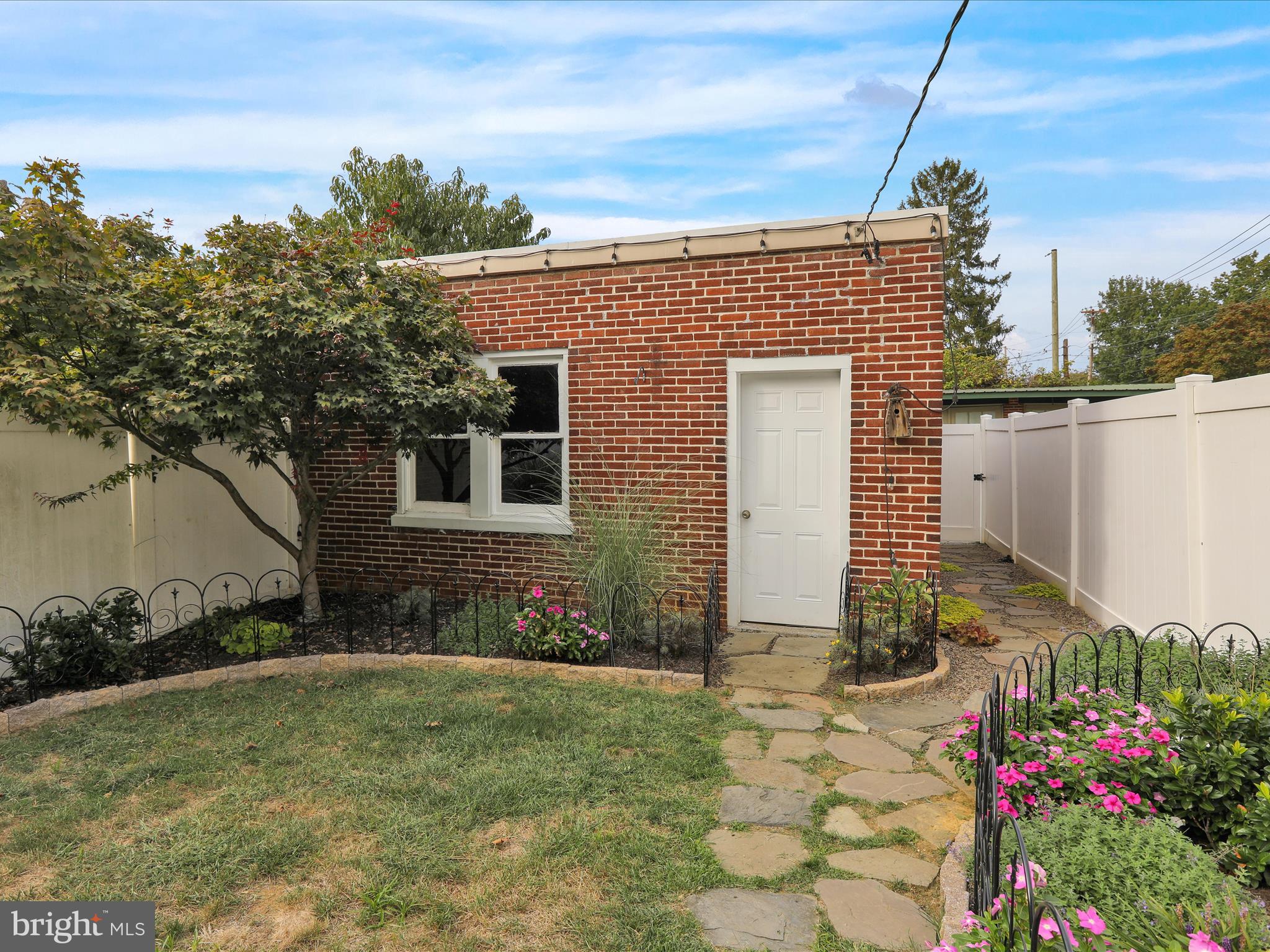 COLLEGE PARK - Residential