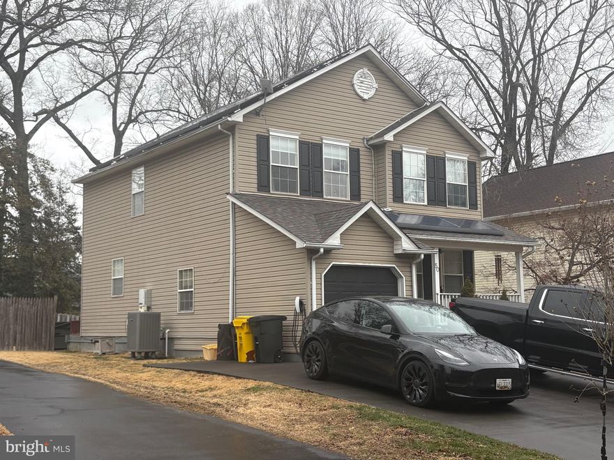 Welcome to 50 Robinson Landing Road in sought-after Severna Park! This spacious 5-bedroom, 2.5-bath home offers the perfect blend of comfort and functionality. Featuring a finished basement for additional living or entertaining space, there’s room for everyone to spread out. All brand-new carpeting on the upstairs.

The home includes a 1-car garage, a 2-car wide driveway, and an electric vehicle charging setup—providing both convenience and modern efficiency.

Enjoy outstanding water privileges, making it easy to embrace the Chesapeake lifestyle—whether it’s boating, kayaking, or simply relaxing by the water. Conveniently located near top-rated schools, shopping, and commuter routes, this home presents an incredible opportunity in a highly desirable community.
