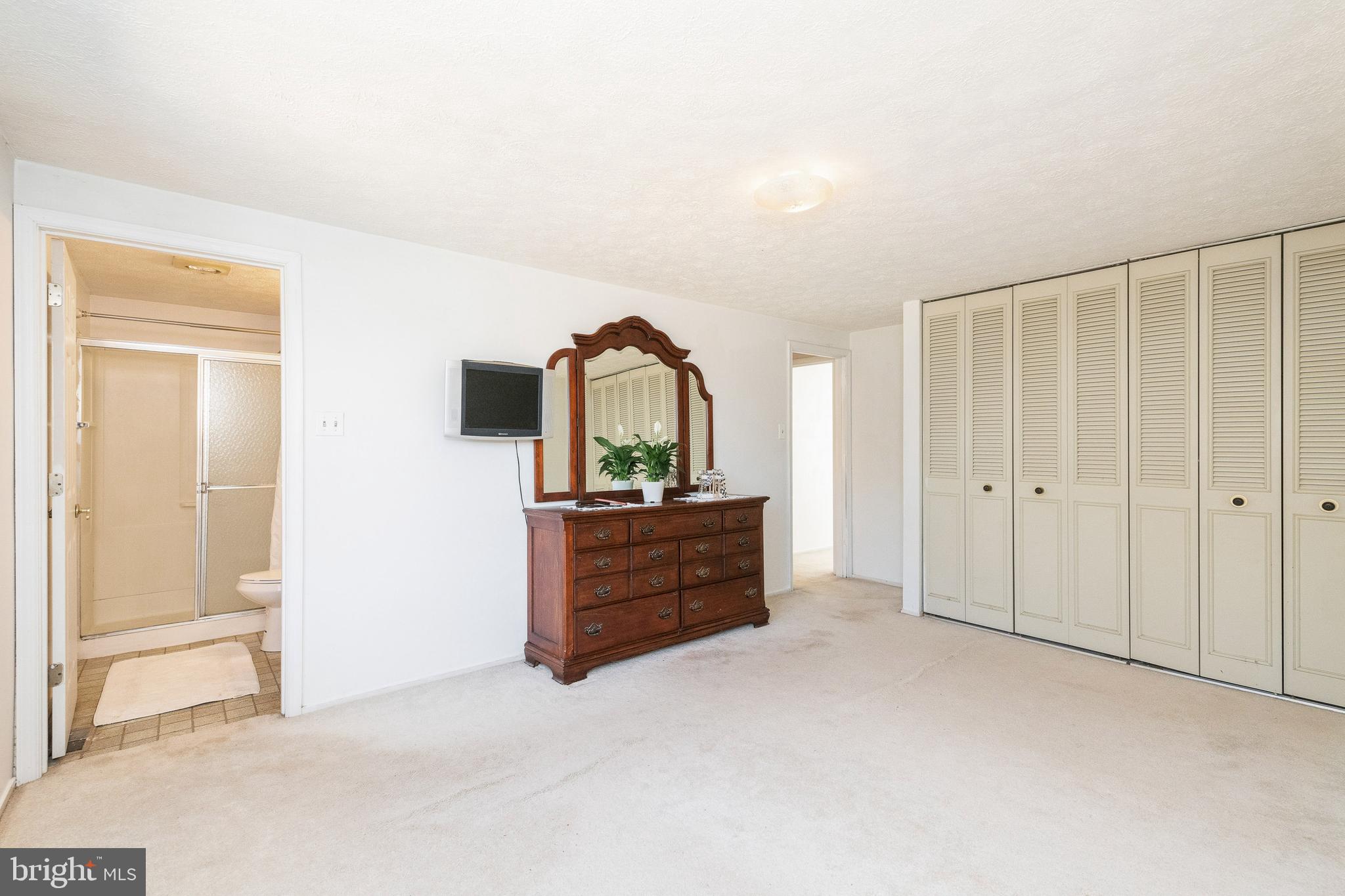 MIDDLETOWN FARMS - Residential