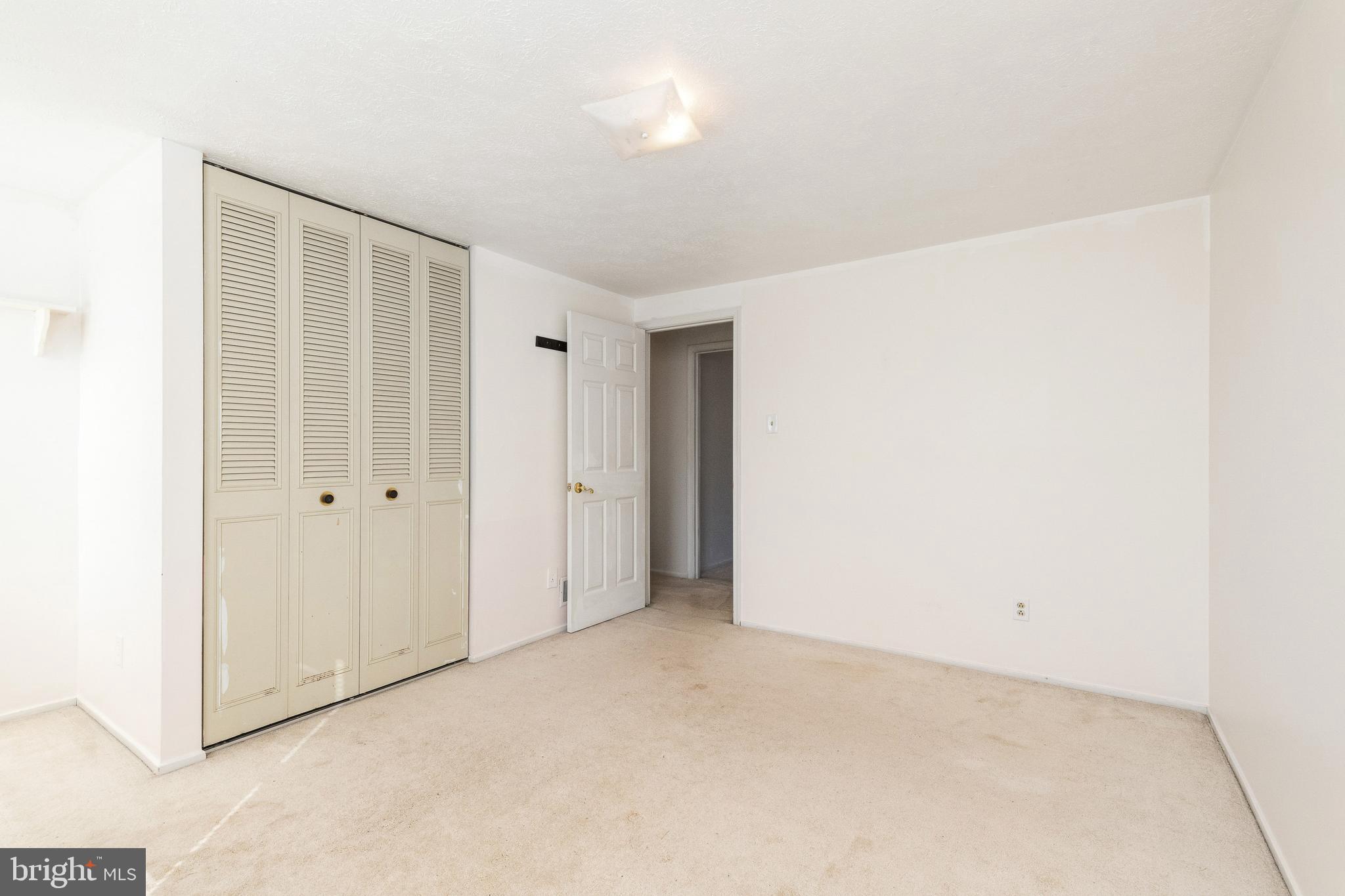 MIDDLETOWN FARMS - Residential