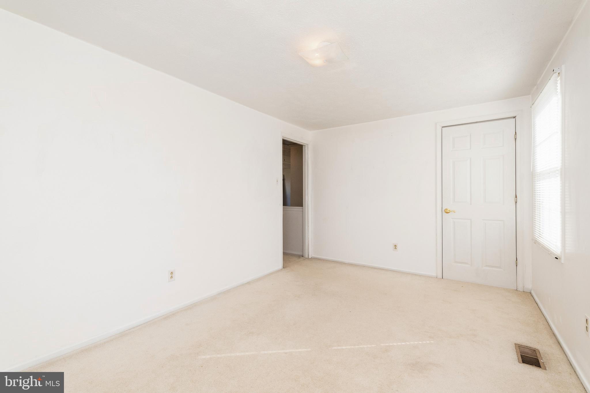 MIDDLETOWN FARMS - Residential