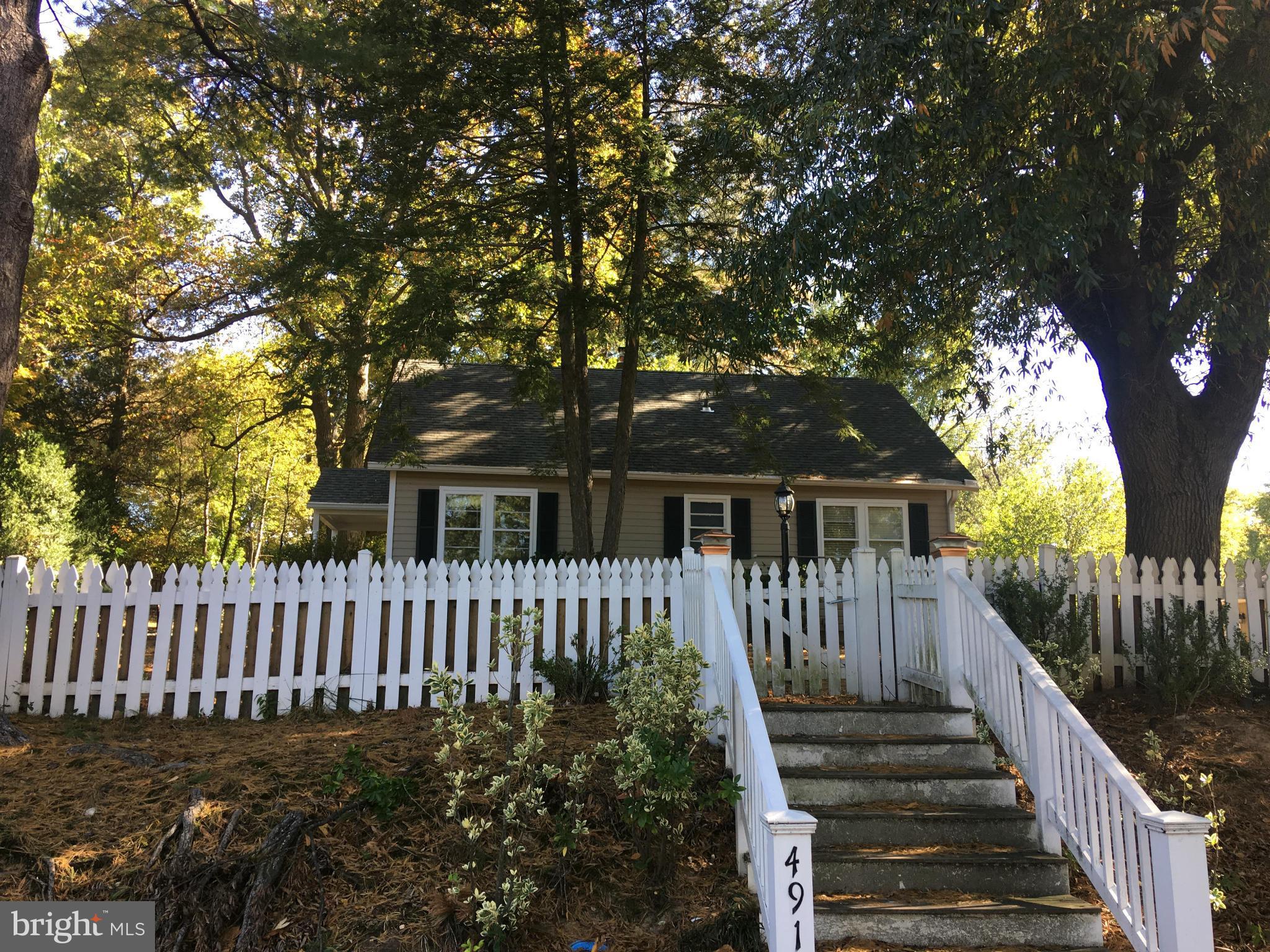 SEMINARY VALLEY - Residential Lease