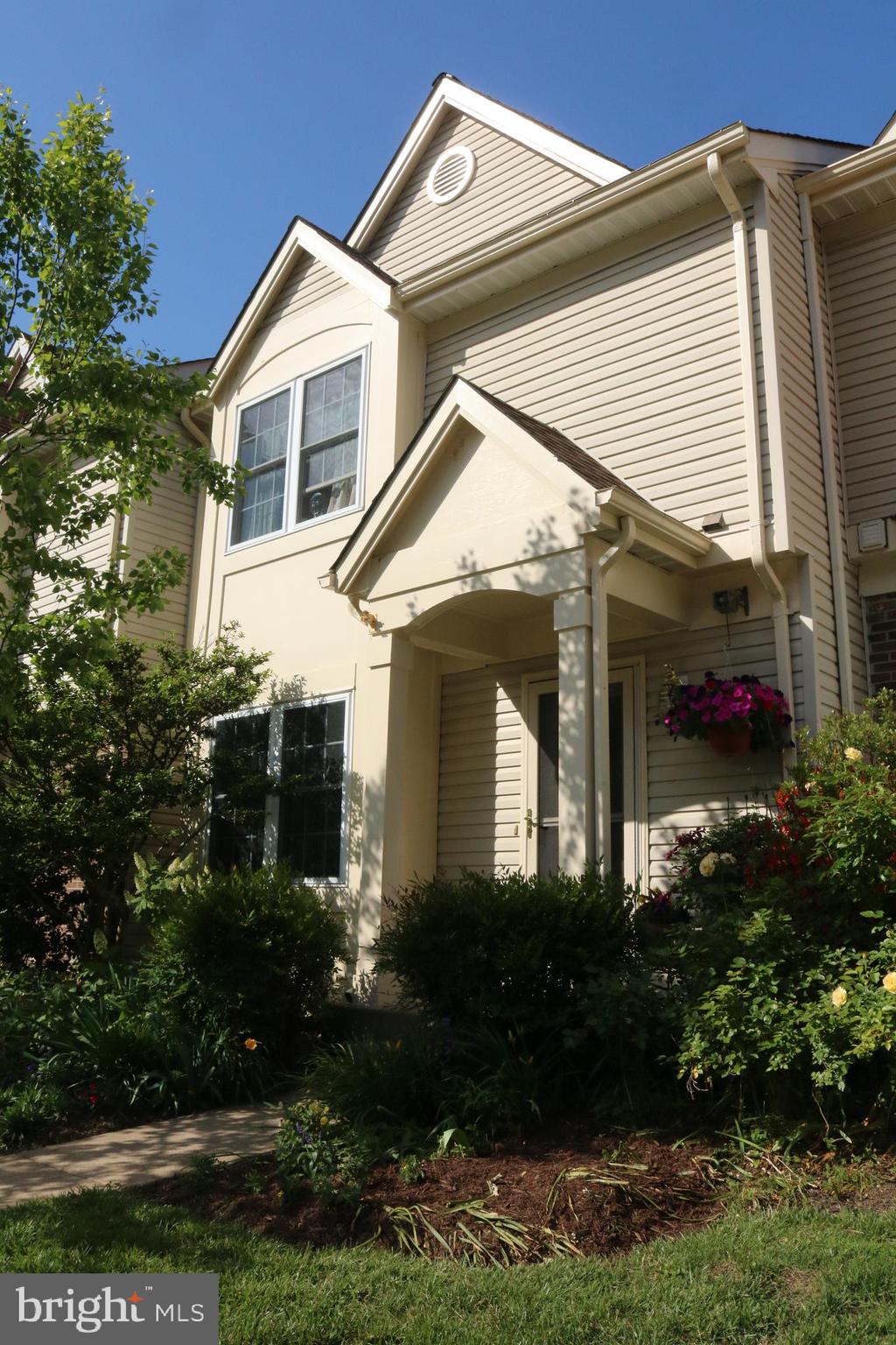 MONTCLAIR/SOUTHL - Residential