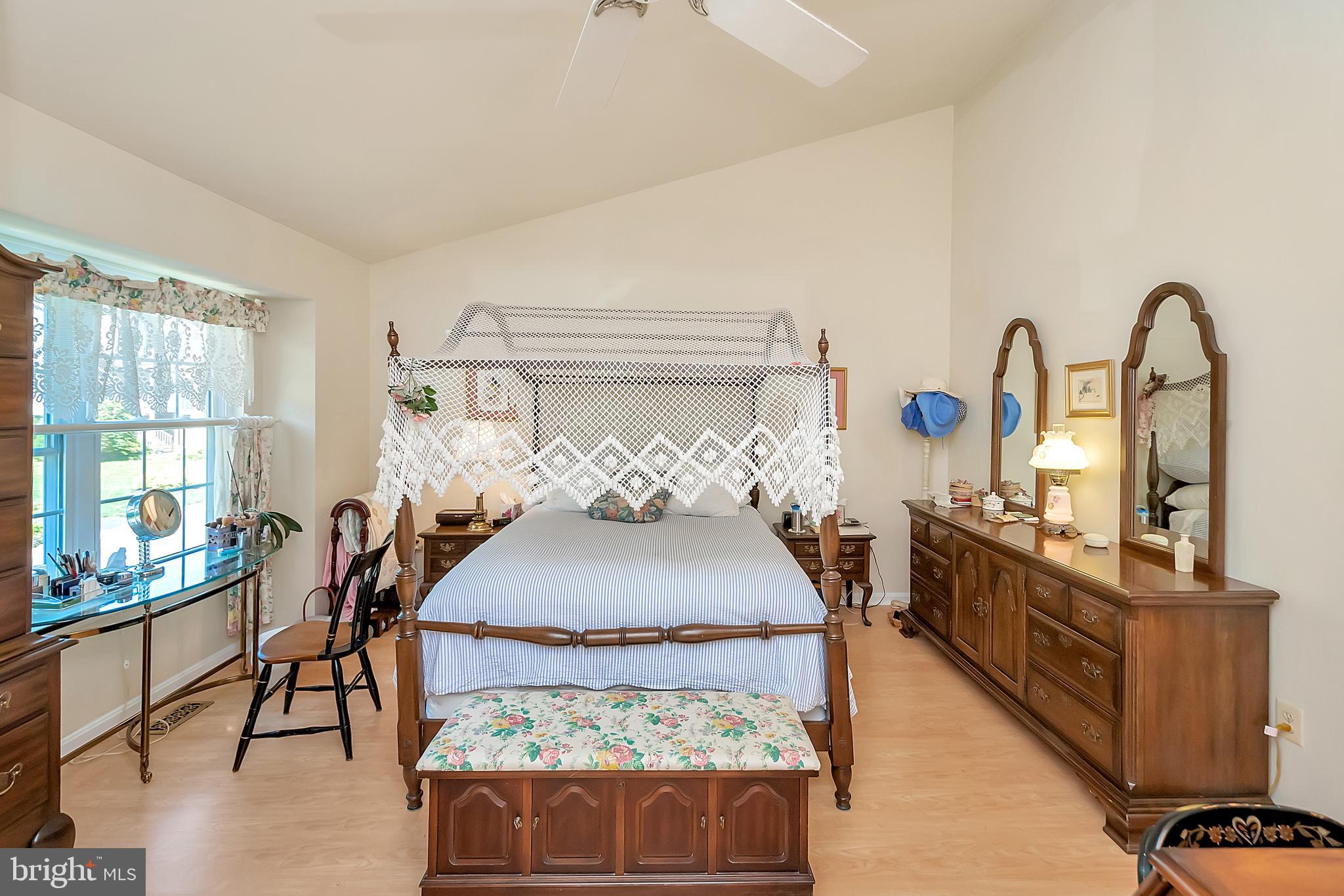 MONTCLAIR/SOUTHL - Residential