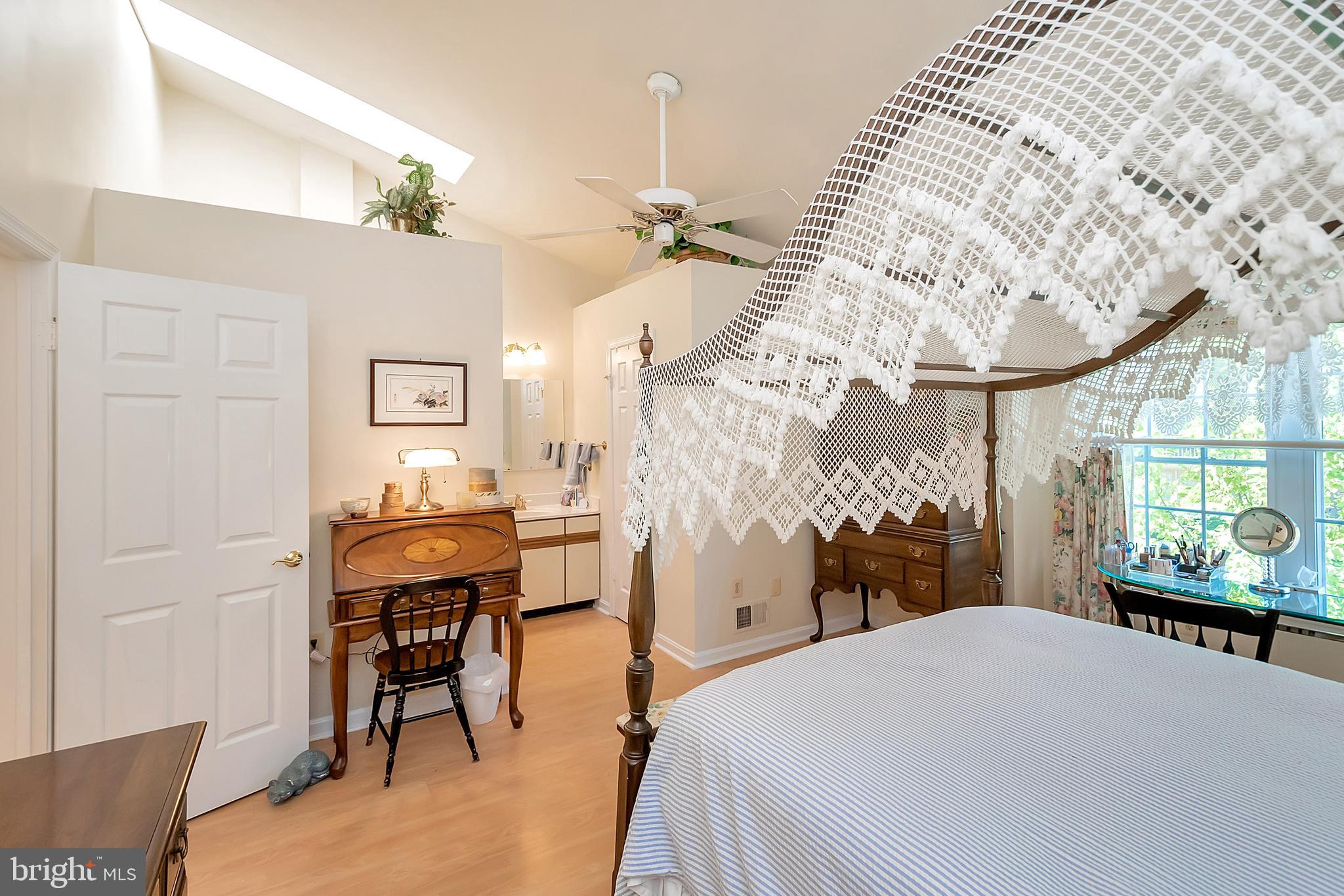 MONTCLAIR/SOUTHL - Residential