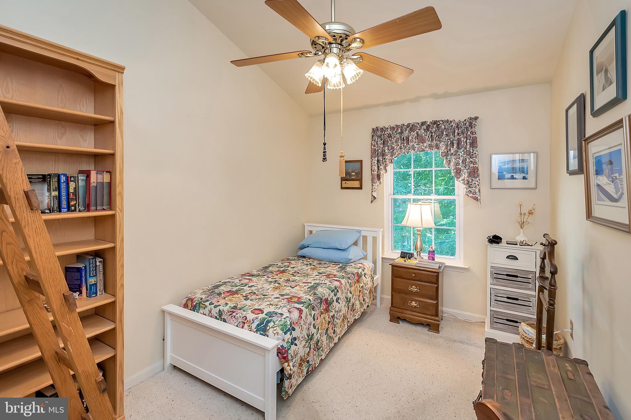 MONTCLAIR/SOUTHL - Residential