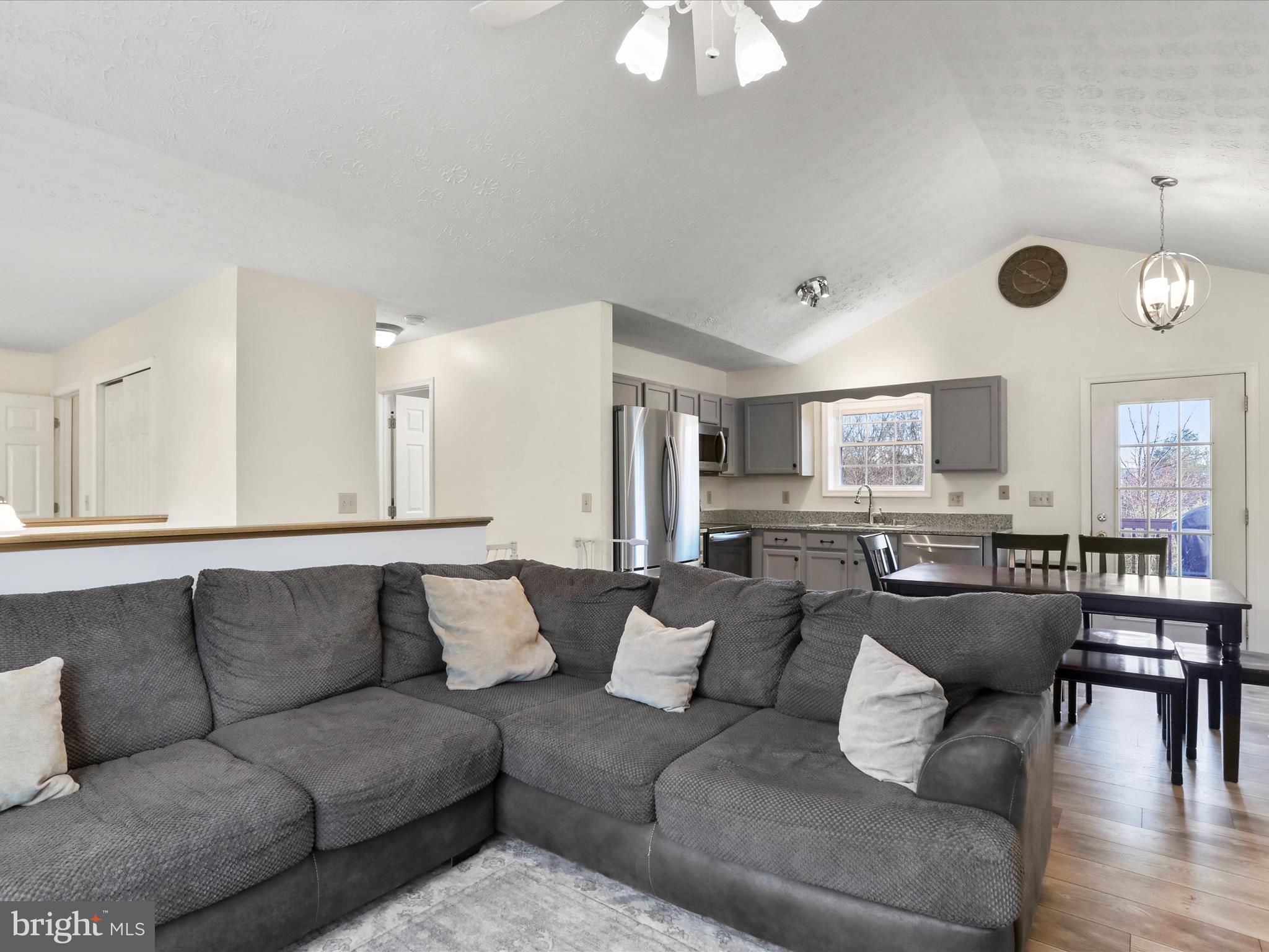 WILDFLOWER RIDGE - Residential