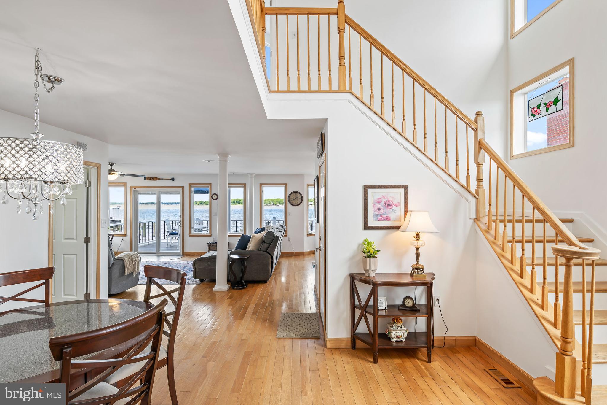 LYNCH POINT - Residential