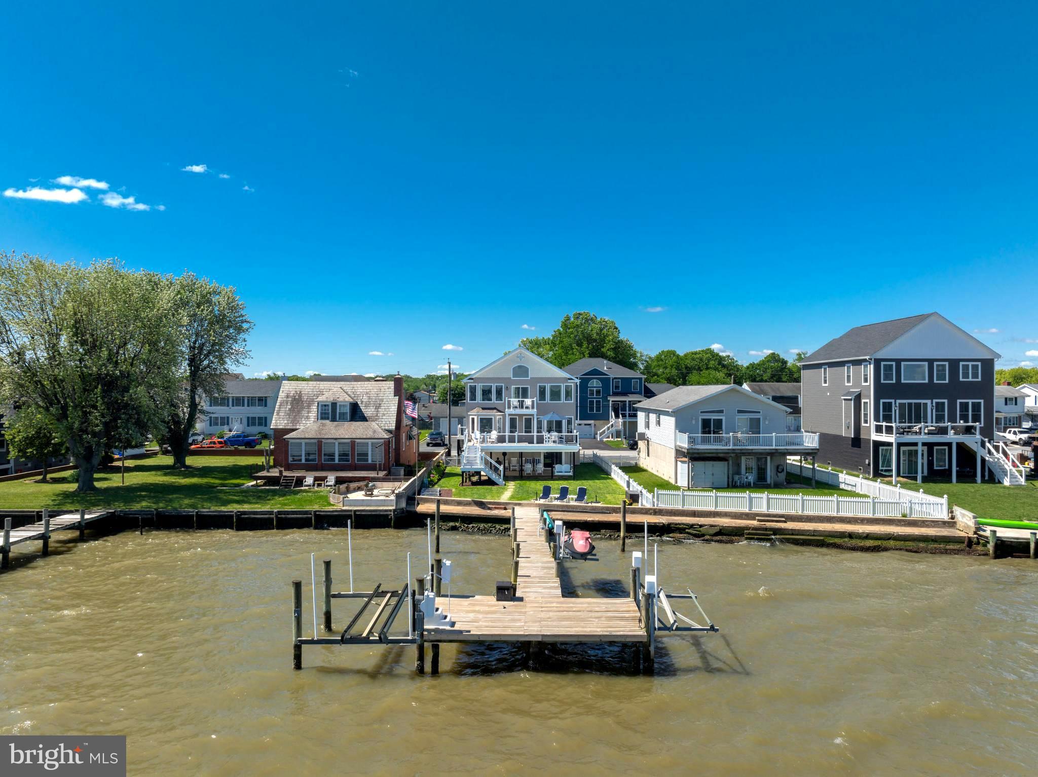 LYNCH POINT - Residential