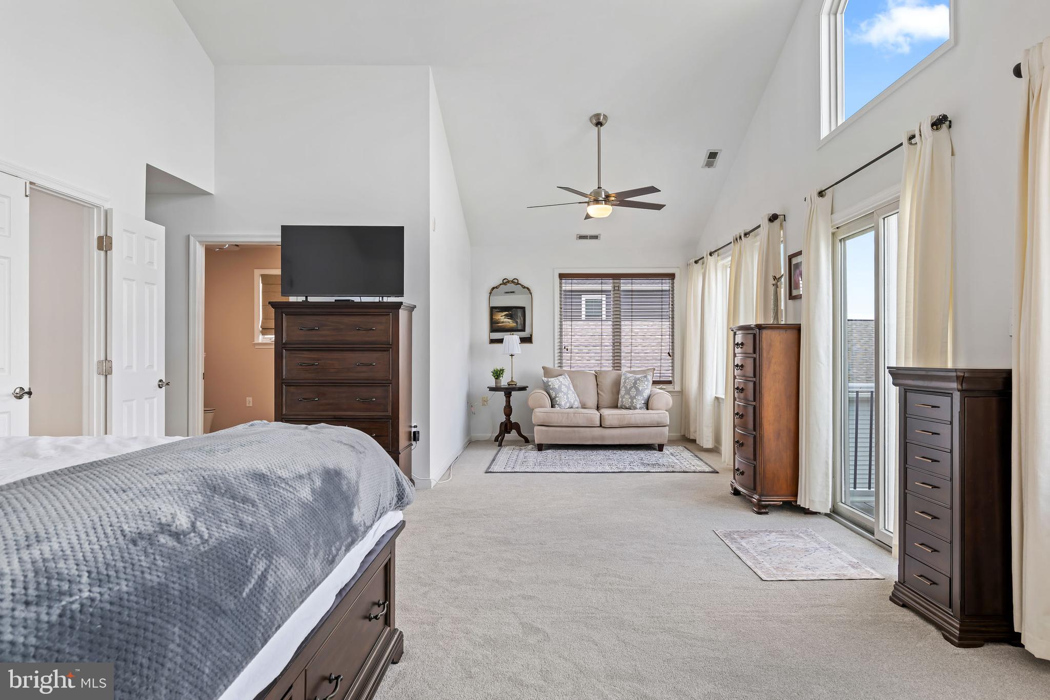 LYNCH POINT - Residential