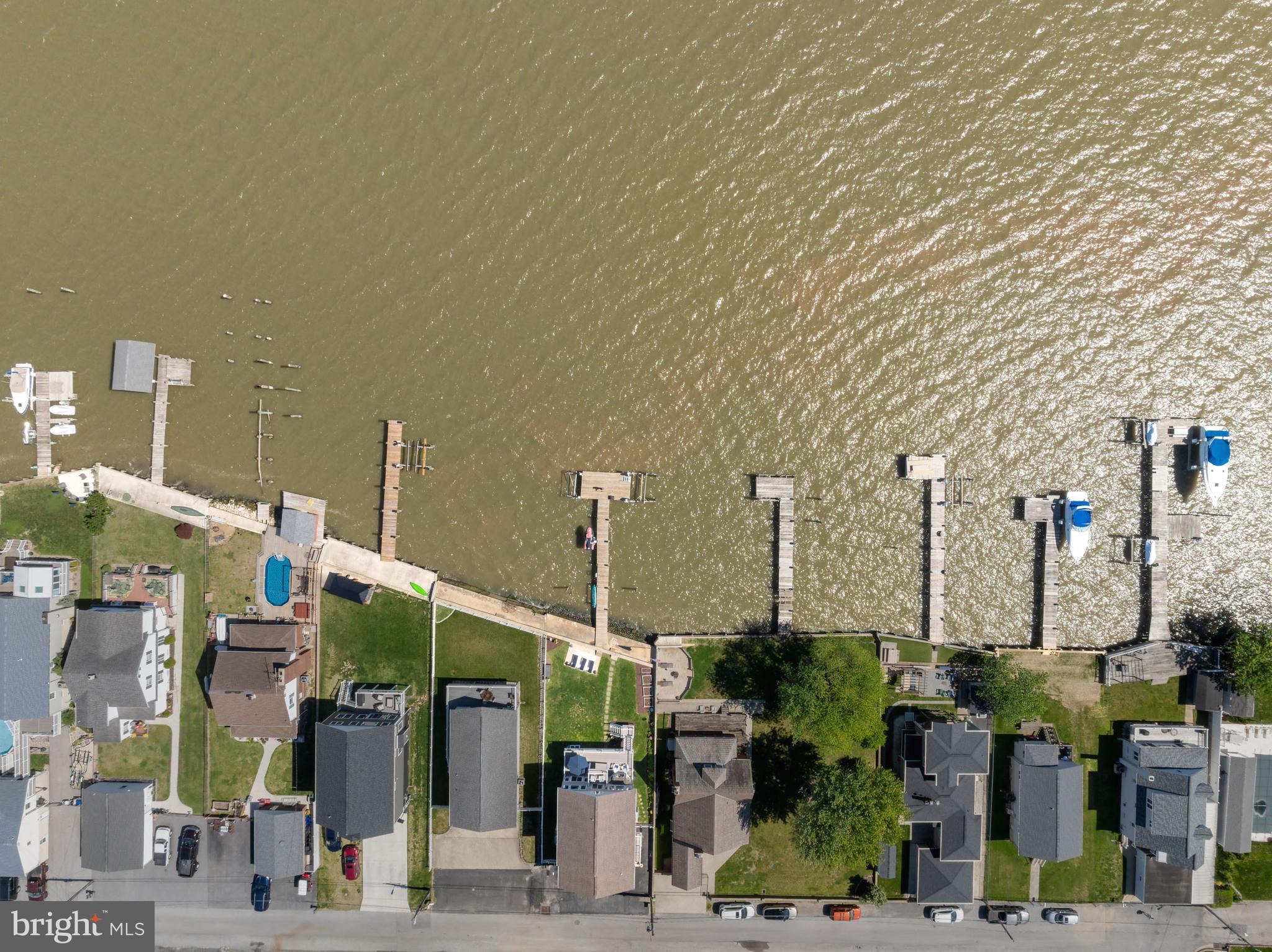 LYNCH POINT - Residential