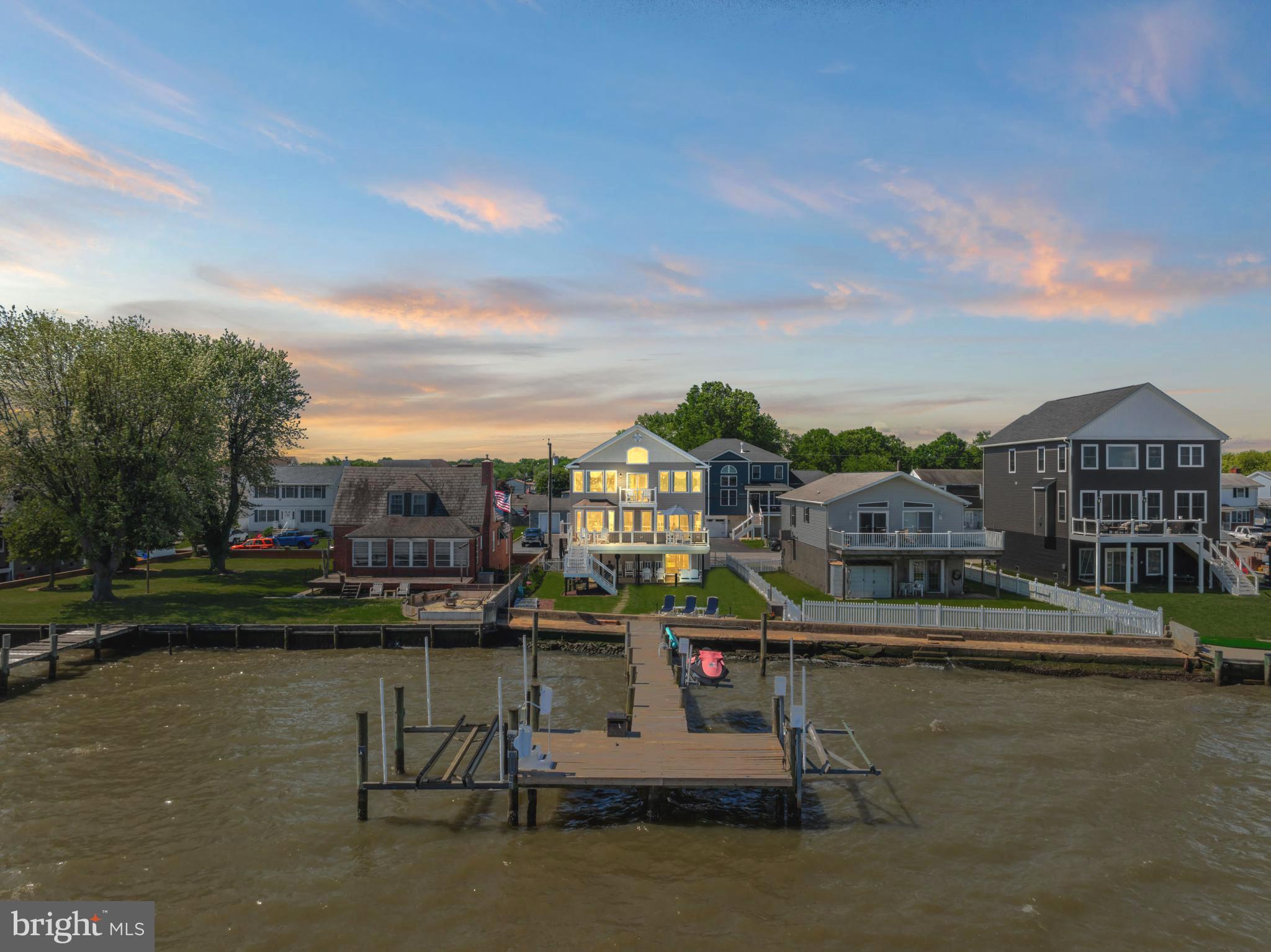 LYNCH POINT - Residential