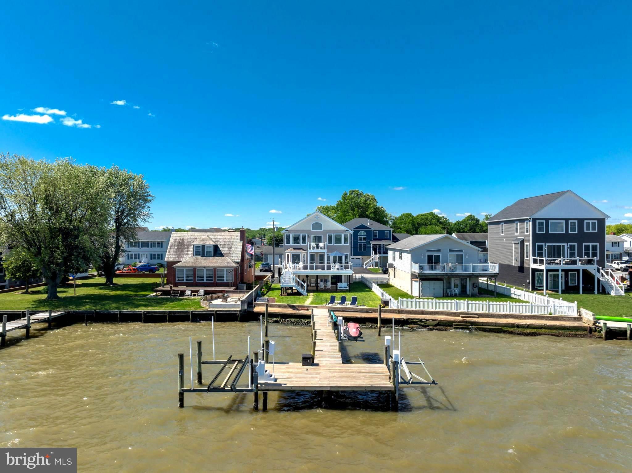 LYNCH POINT - Residential