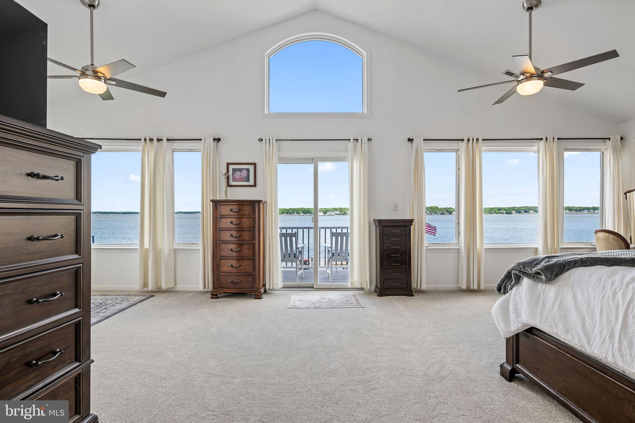 LYNCH POINT - Residential