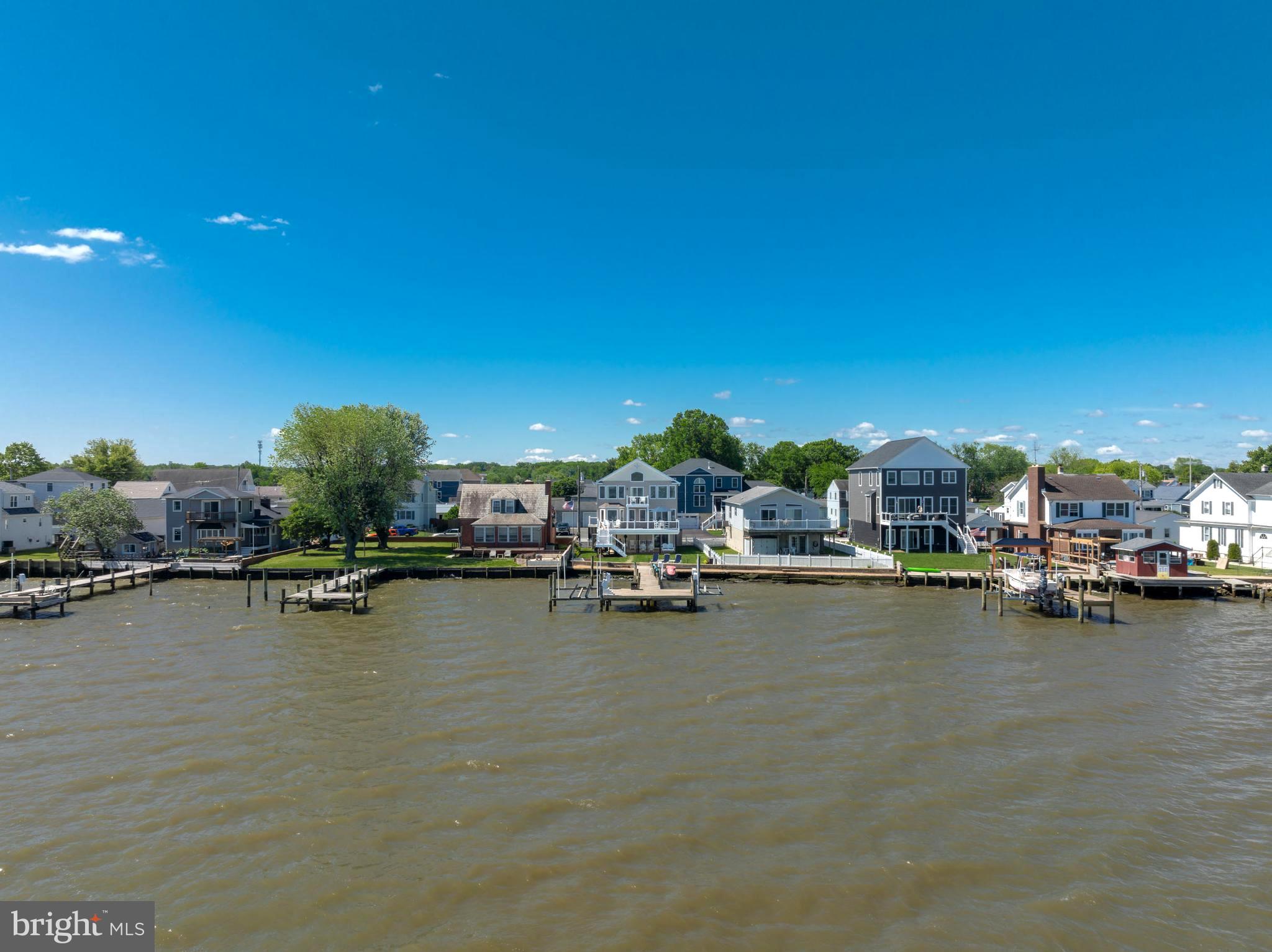 LYNCH POINT - Residential