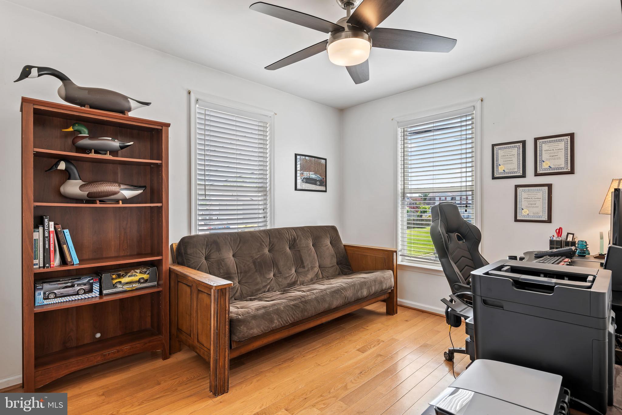 LYNCH POINT - Residential