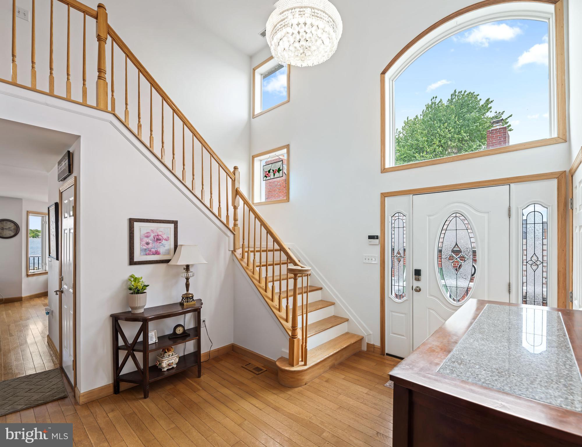 LYNCH POINT - Residential