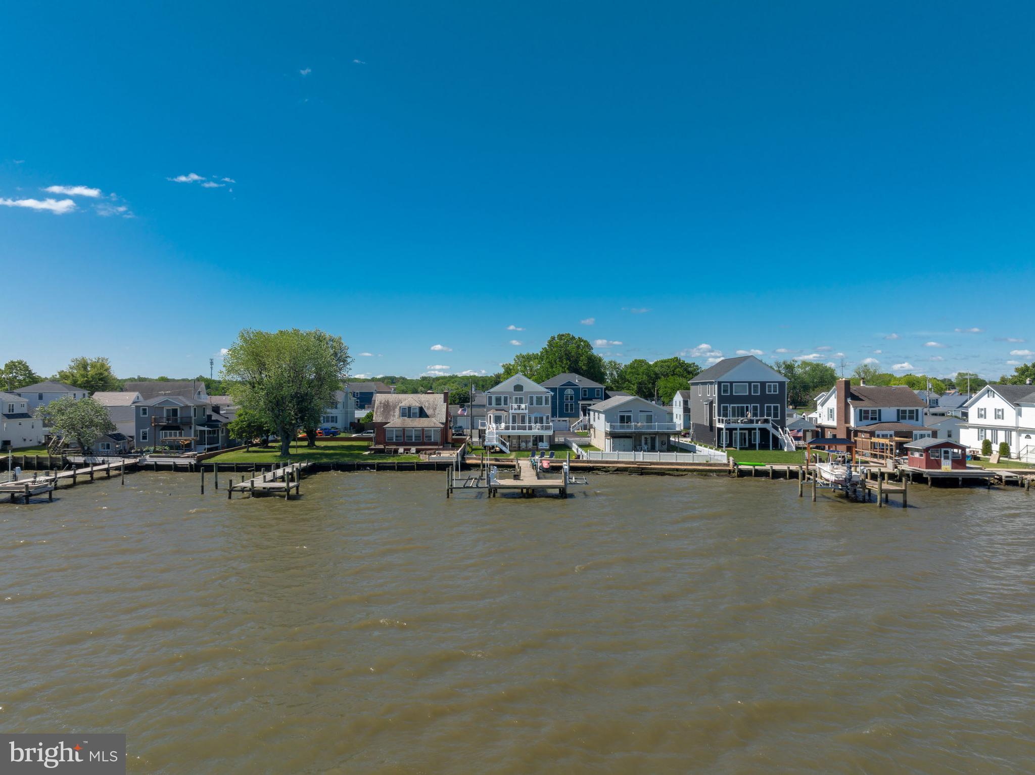 LYNCH POINT - Residential