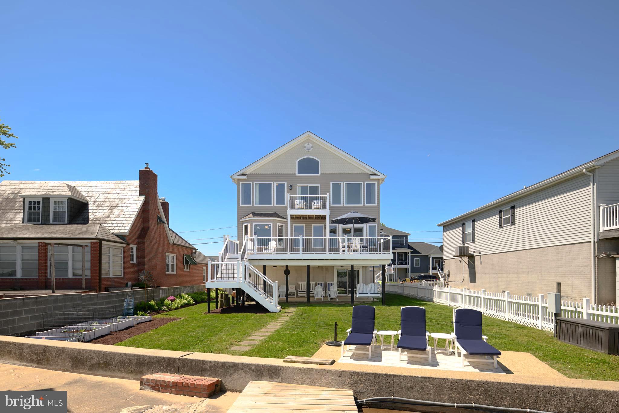 LYNCH POINT - Residential