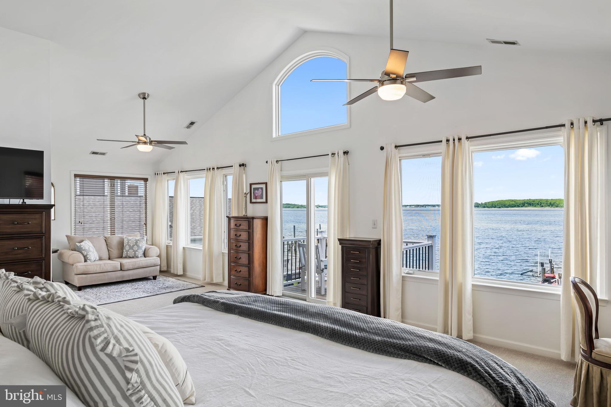 LYNCH POINT - Residential