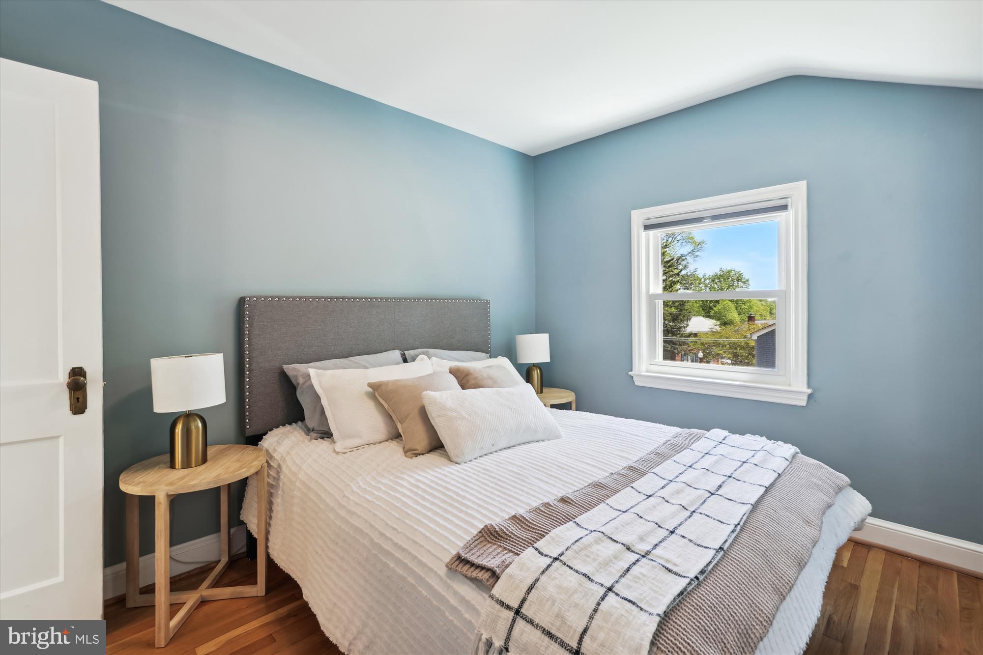 COLUMBIA FOREST - Residential