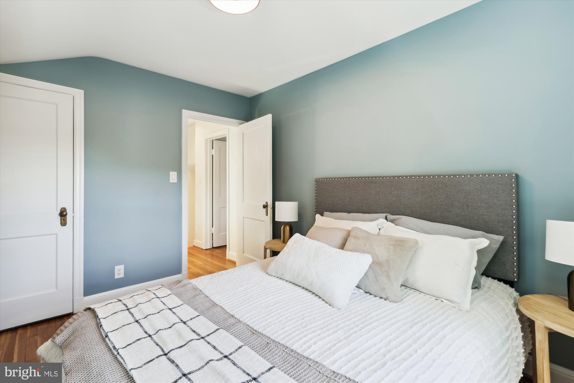 COLUMBIA FOREST - Residential