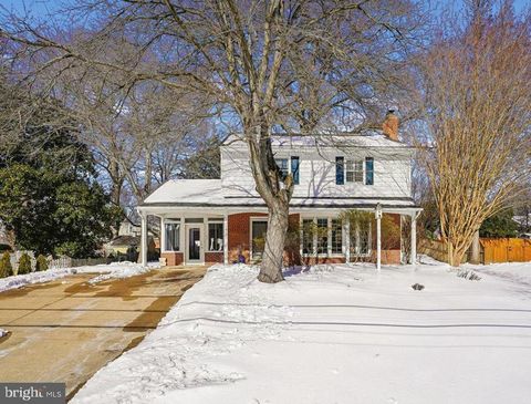 2412 CAVENDISH DRIVE ALEXANDRIA VA 22308