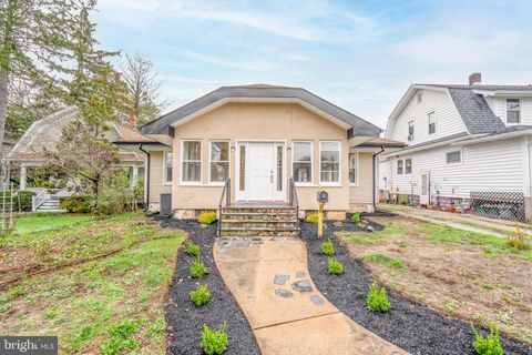 19 HOWARD STREET VINELAND NJ 08360