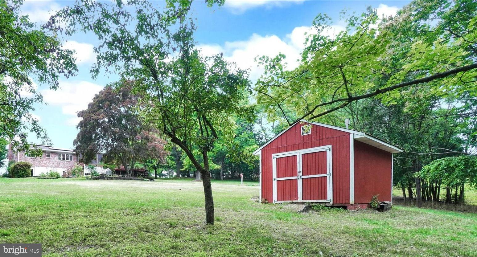 PRETTYBOY - Residential