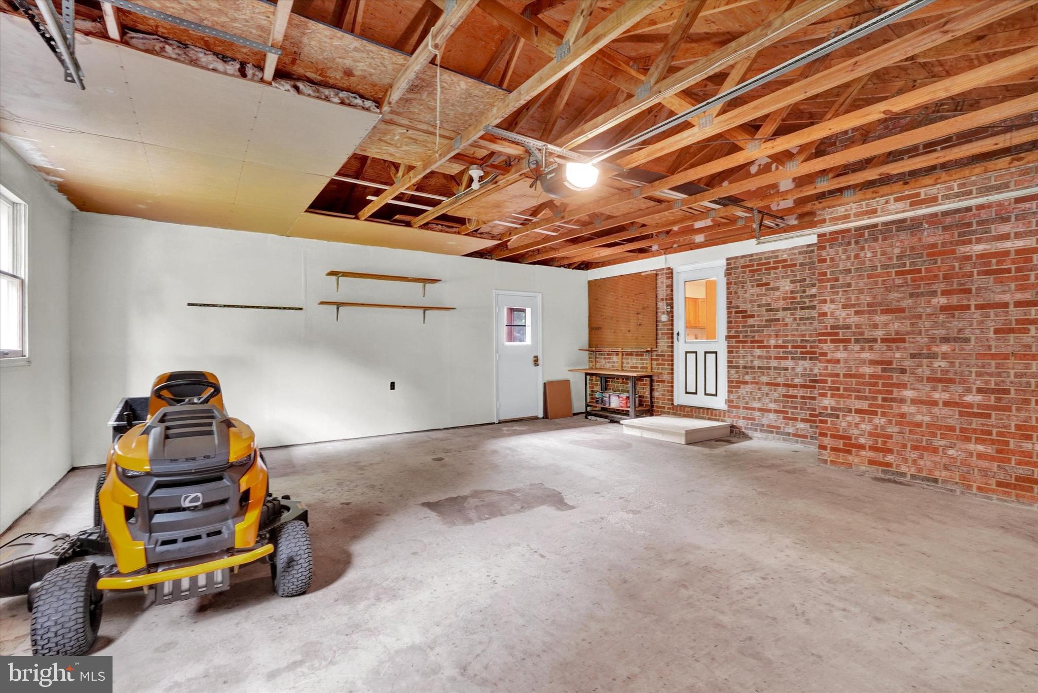 PRETTYBOY - Residential