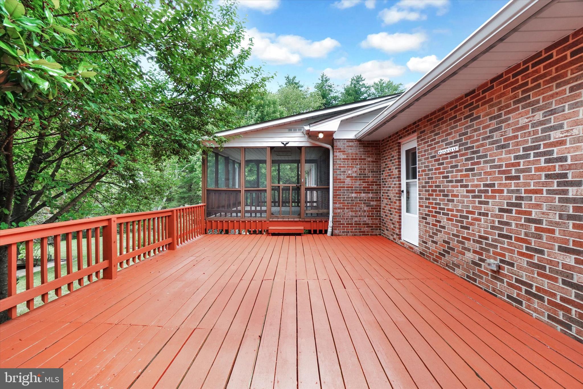 PRETTYBOY - Residential