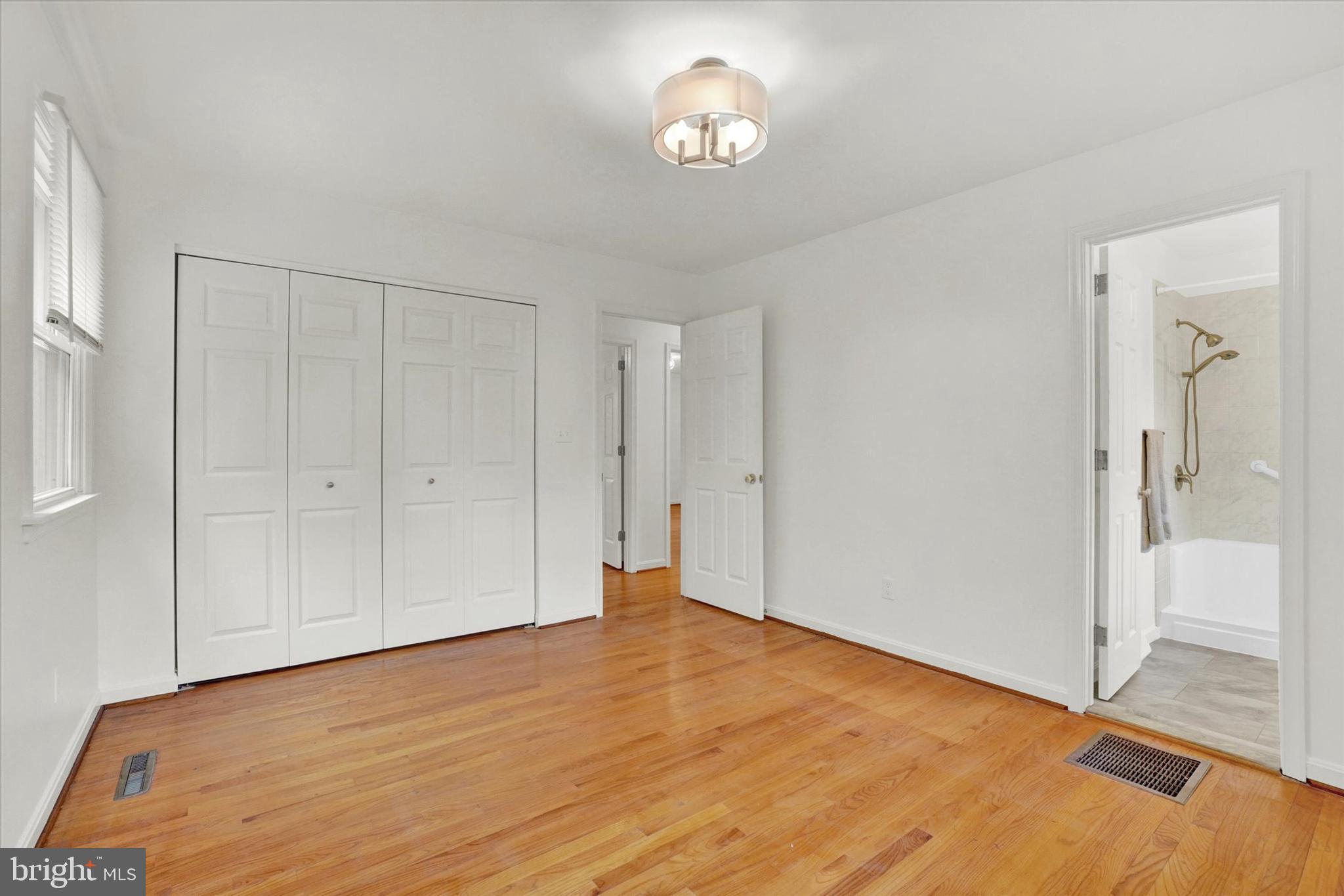 PRETTYBOY - Residential