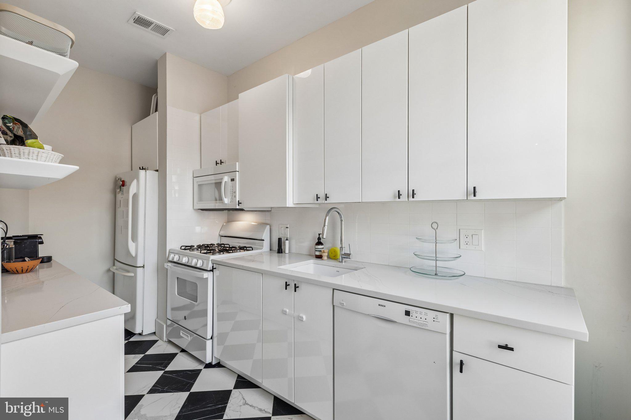 RITTENHOUSE SQUARE - Residential